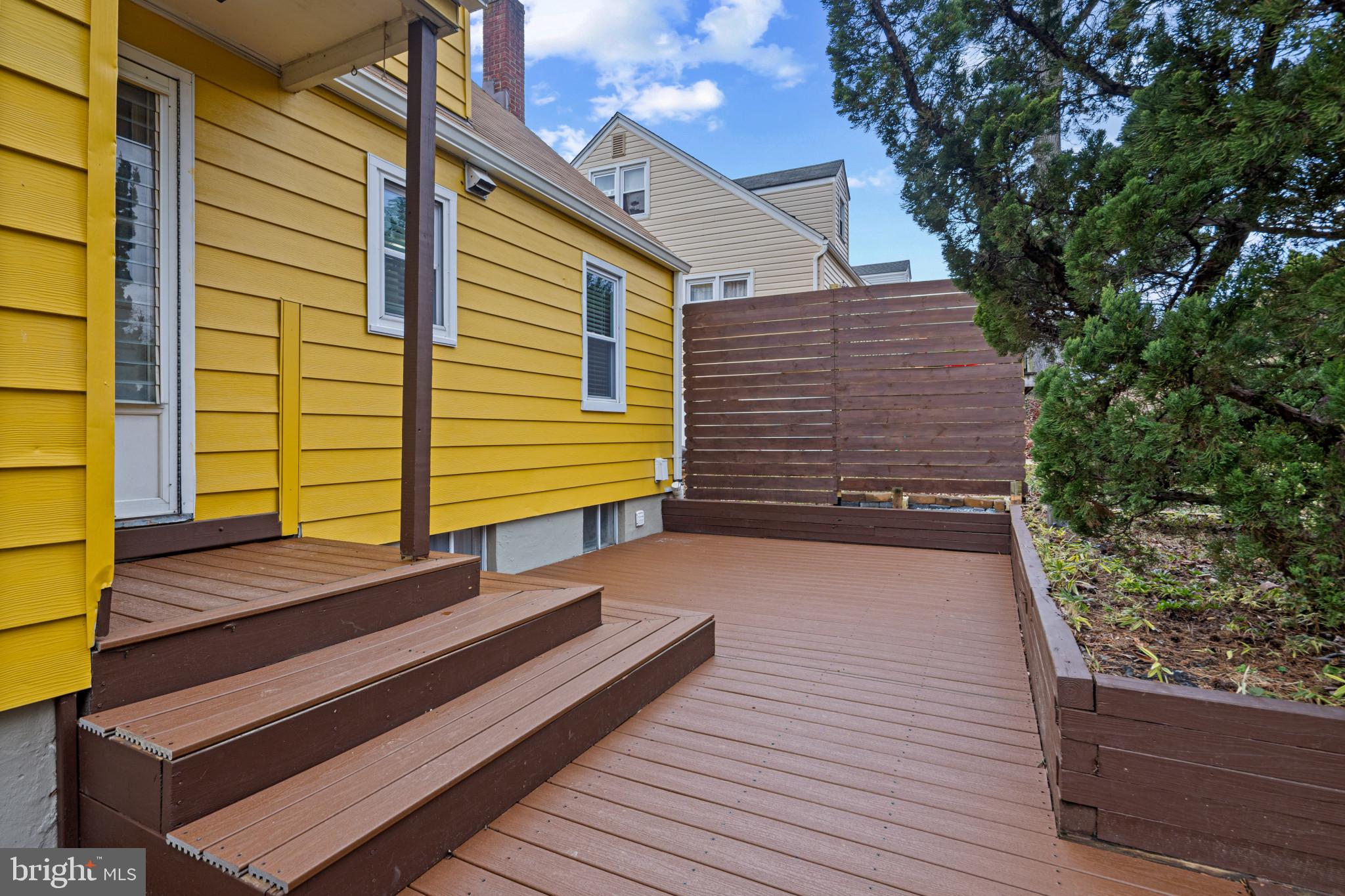 ROSELAND HEIGHTS - Residential