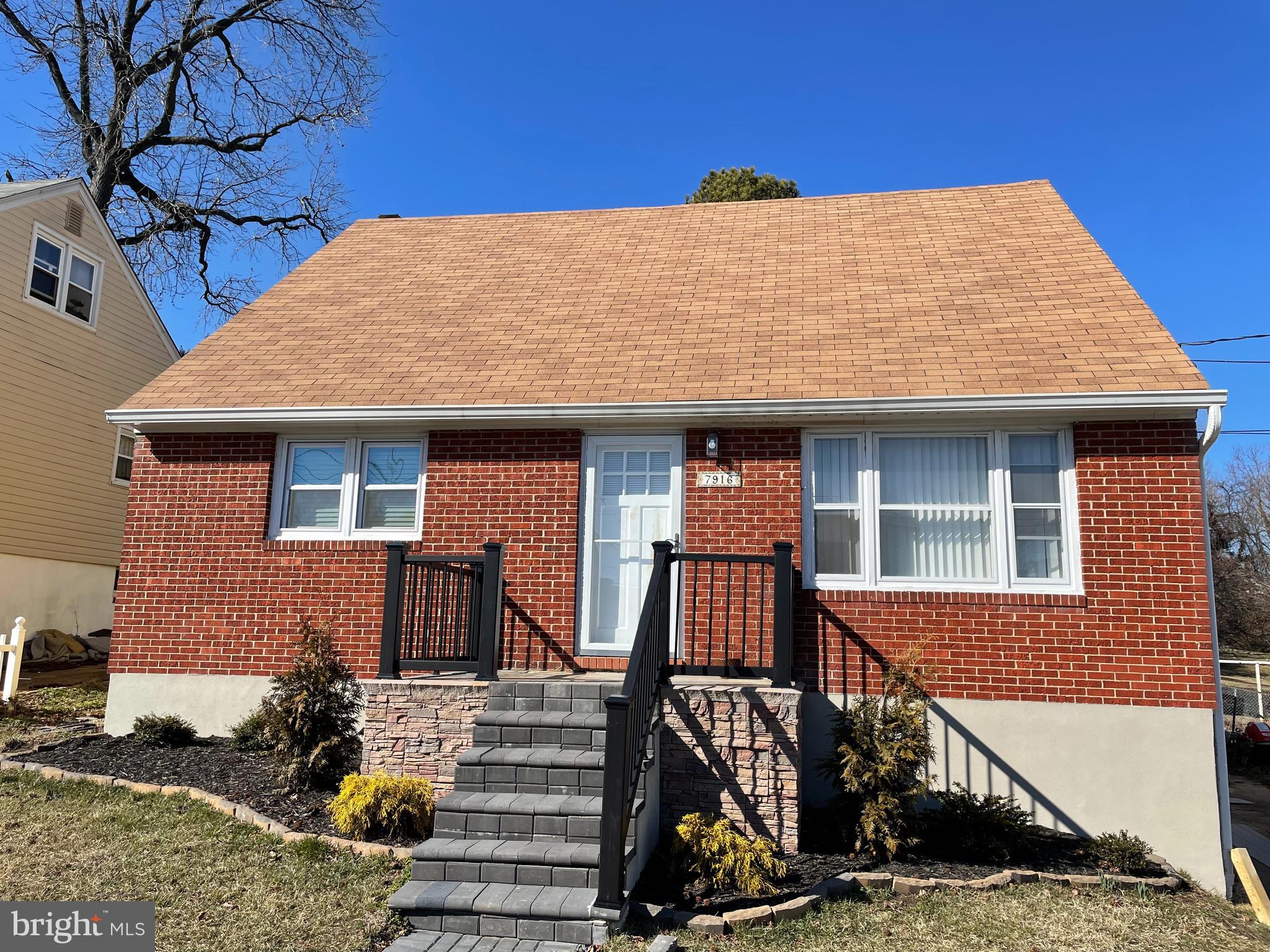 ROSELAND HEIGHTS - Residential