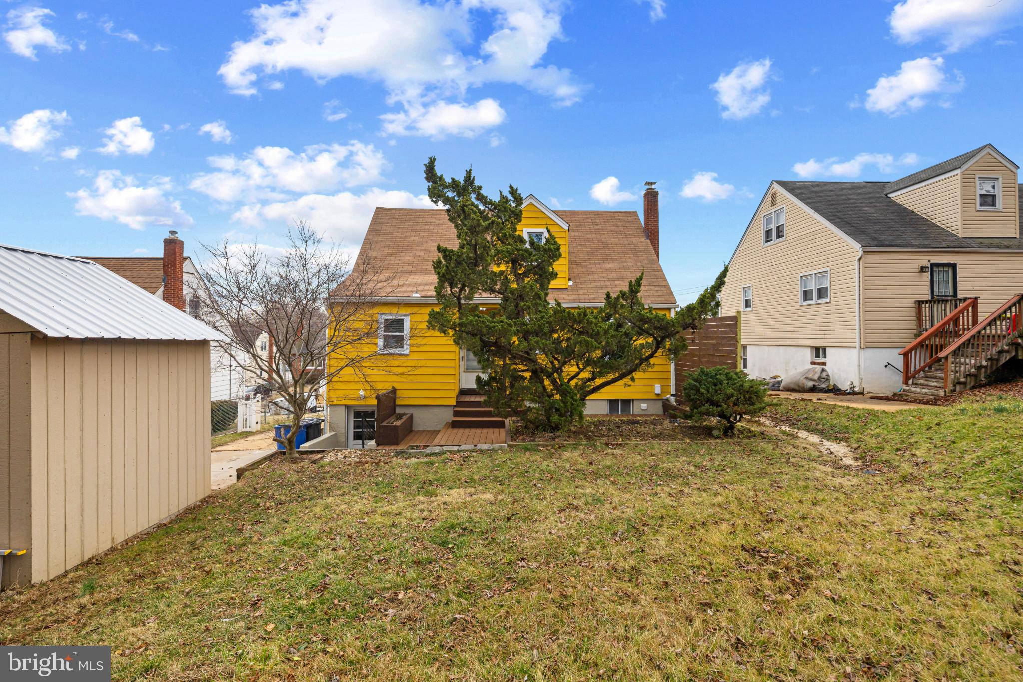 ROSELAND HEIGHTS - Residential