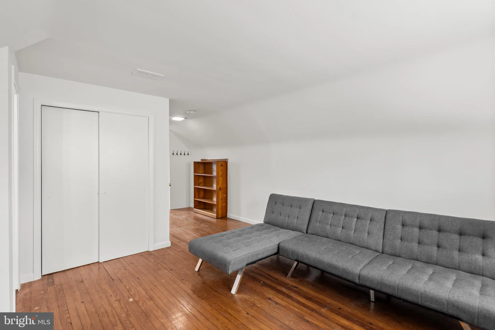 Rosedale, Maryland 21237, United States, 3 Bedrooms Bedrooms, ,3 BathroomsBathrooms,Residential,Contingent,723