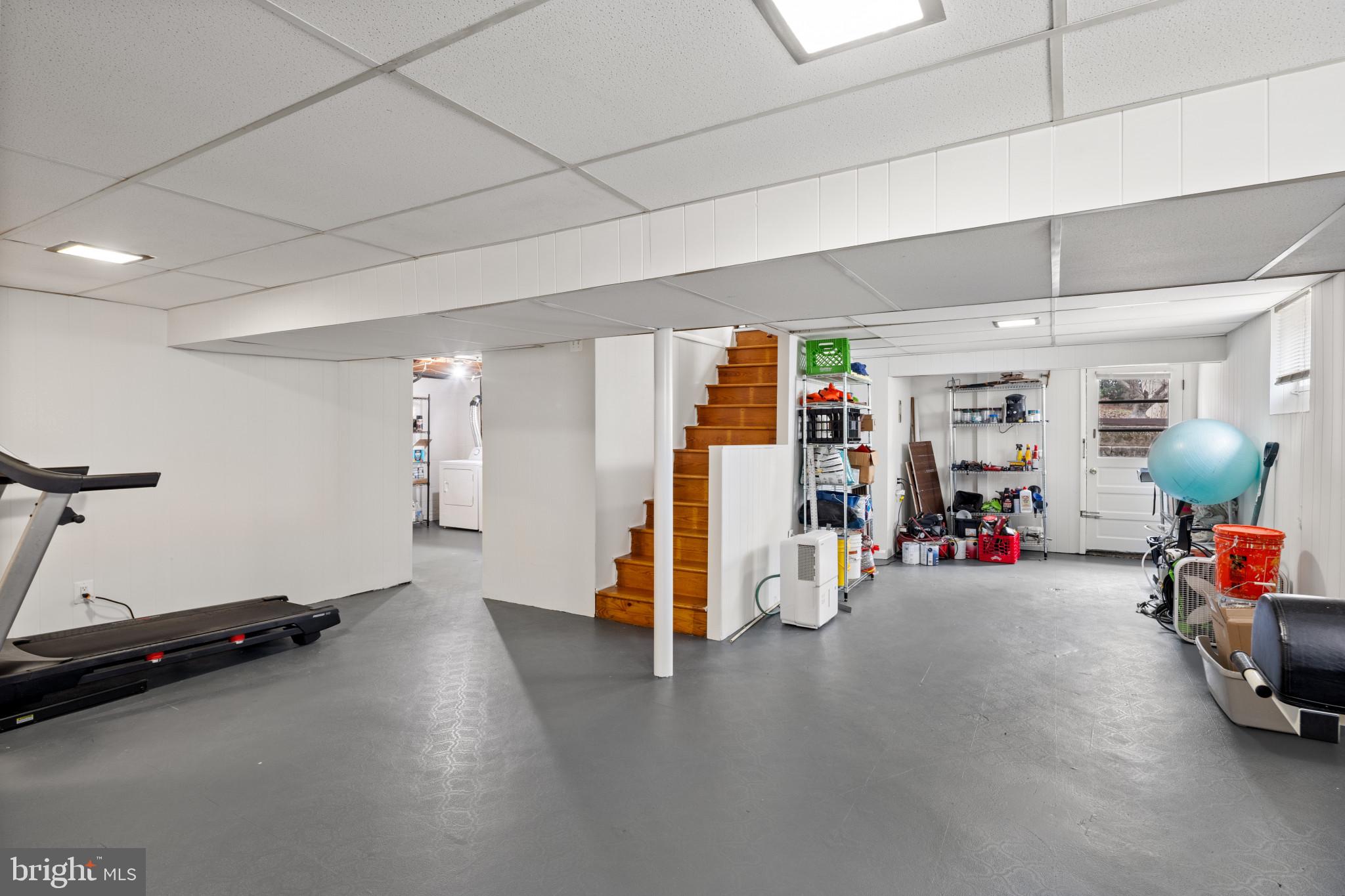 ROSELAND HEIGHTS - Residential