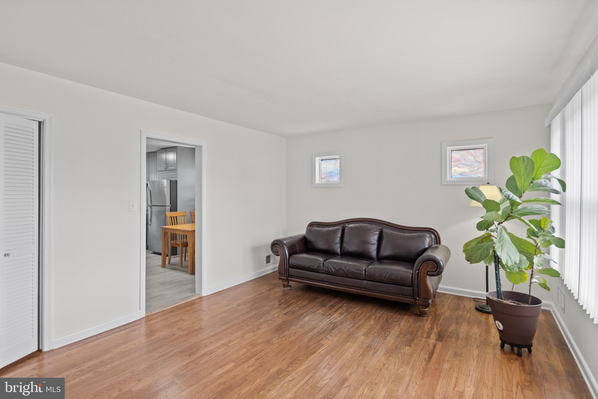 ROSELAND HEIGHTS - Residential