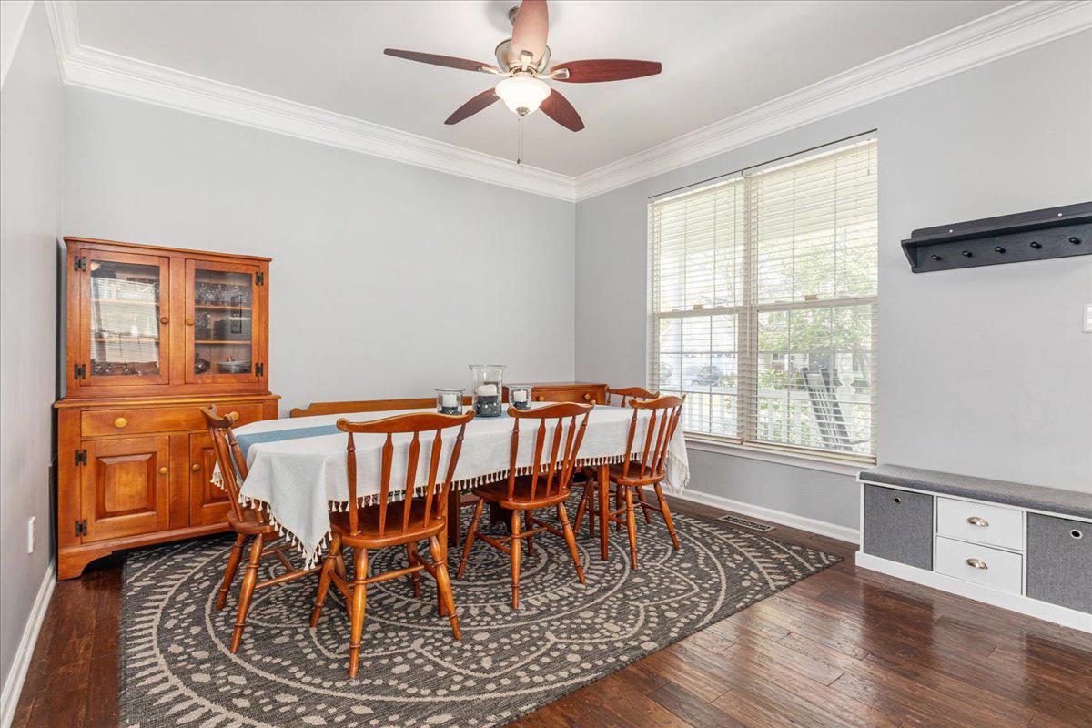 SOUTH RIDING - Residential