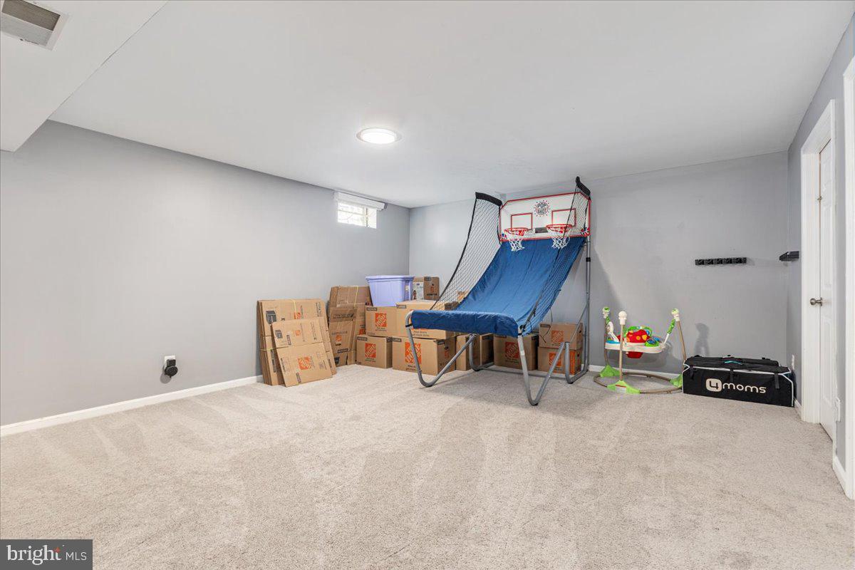 SOUTH RIDING - Residential