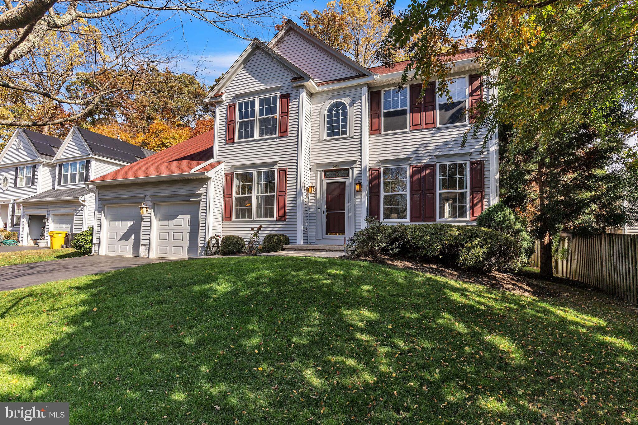 THE WILLOWS OF CROFTON - Residential