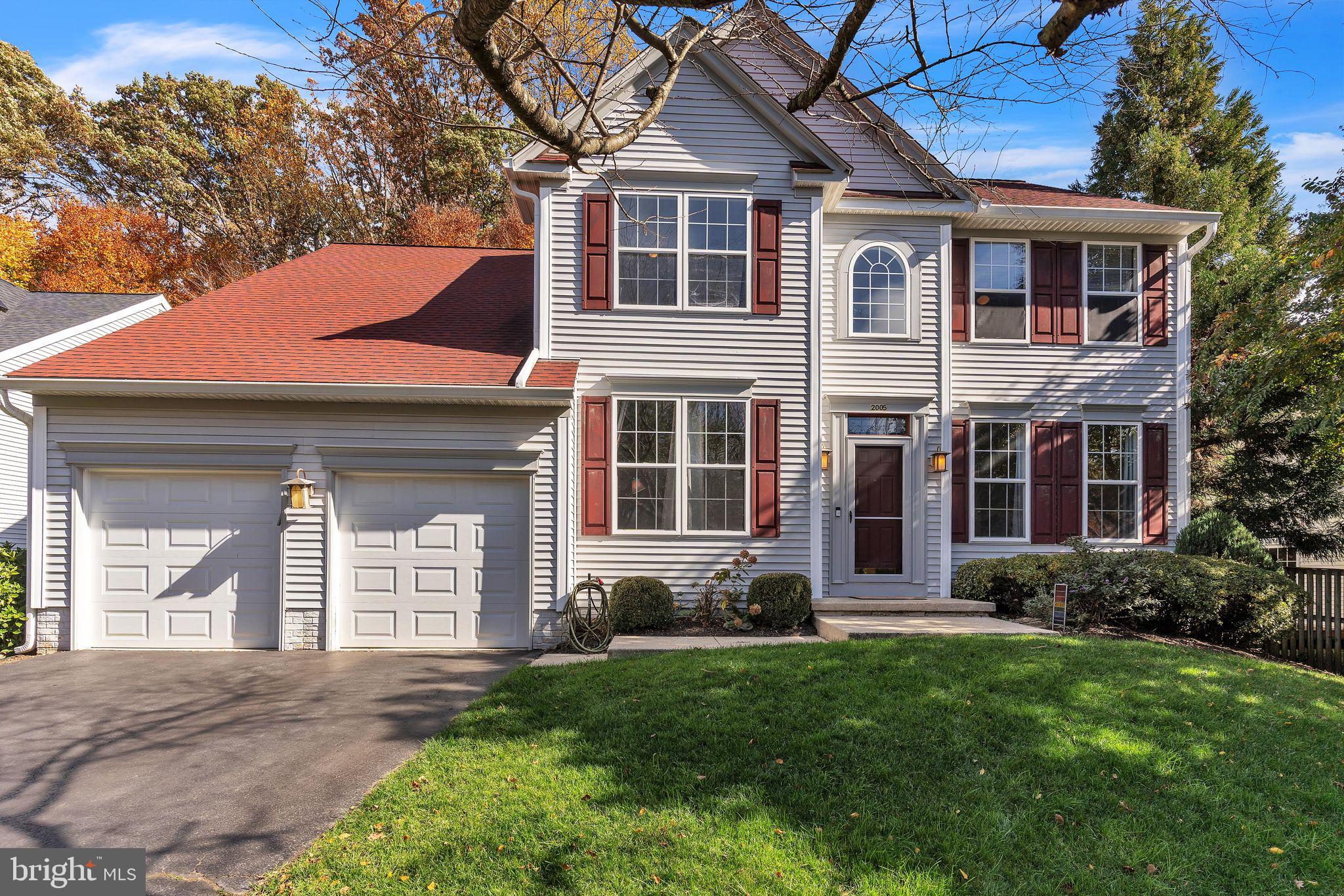 THE WILLOWS OF CROFTON - Residential