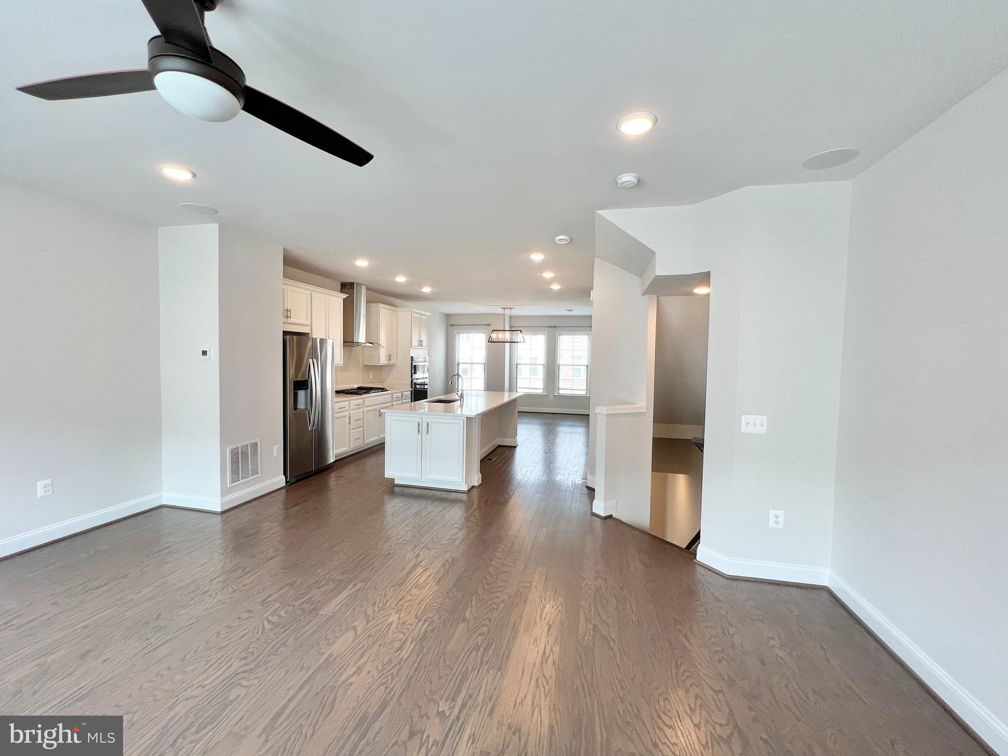 POTOMAC SHORES - Residential Lease