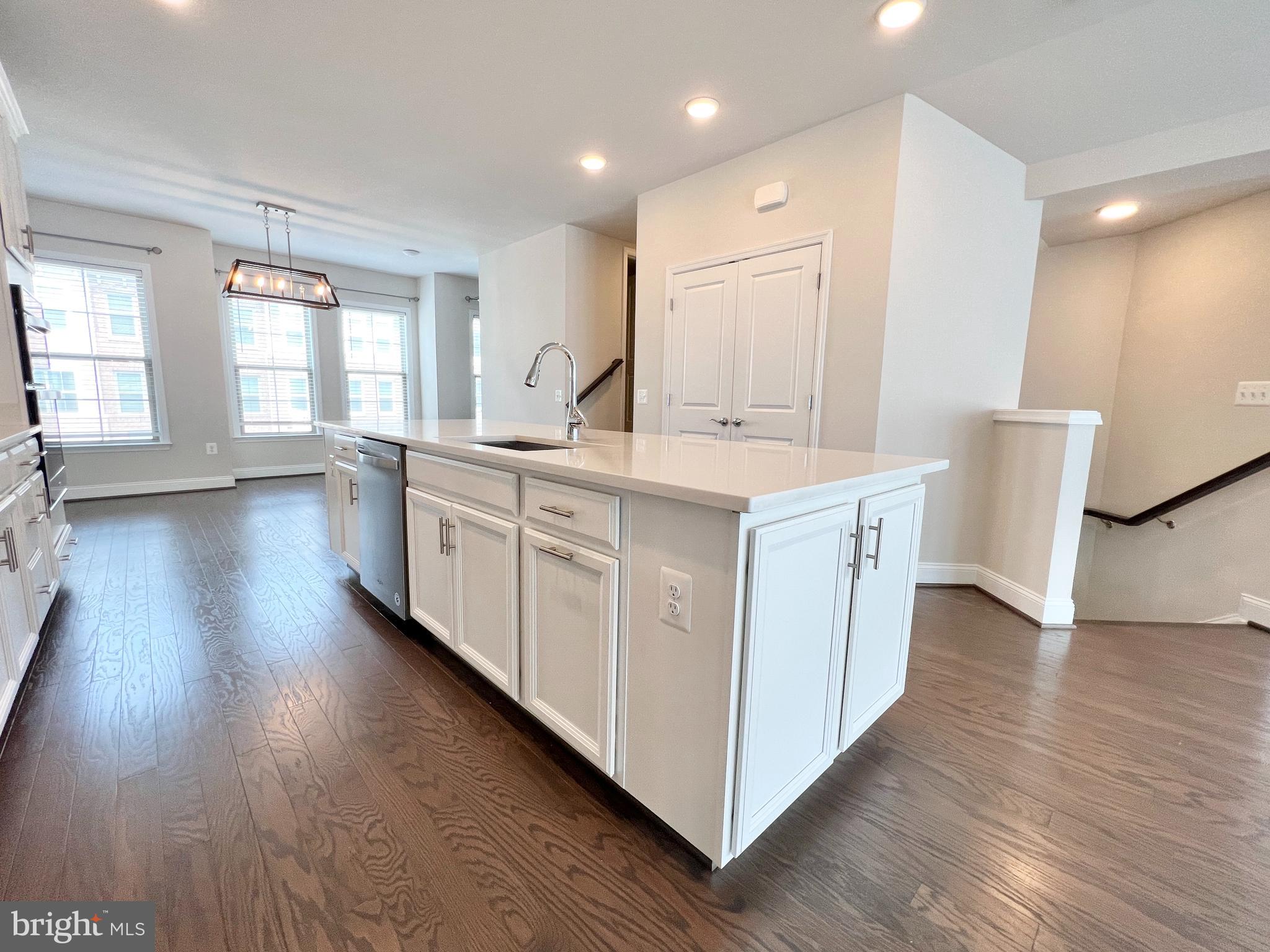 POTOMAC SHORES - Residential Lease