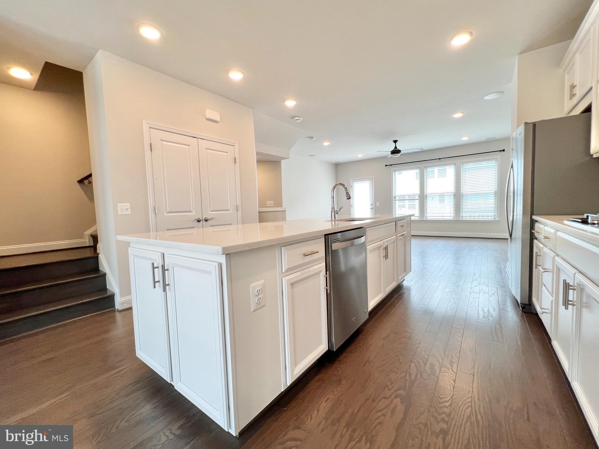 POTOMAC SHORES - Residential Lease