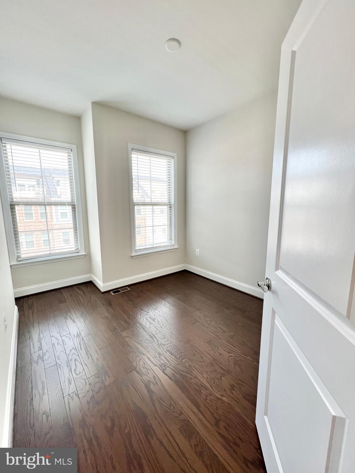 POTOMAC SHORES - Residential Lease