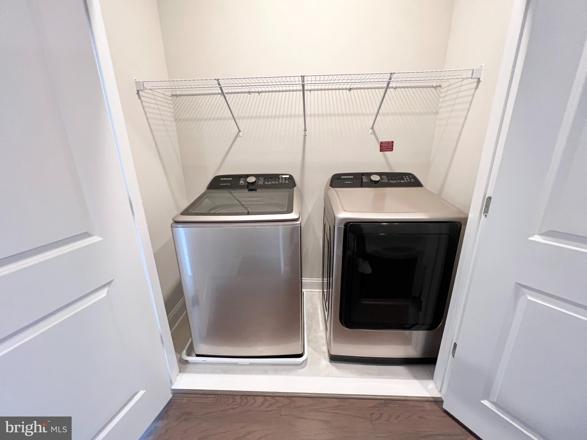 POTOMAC SHORES - Residential Lease