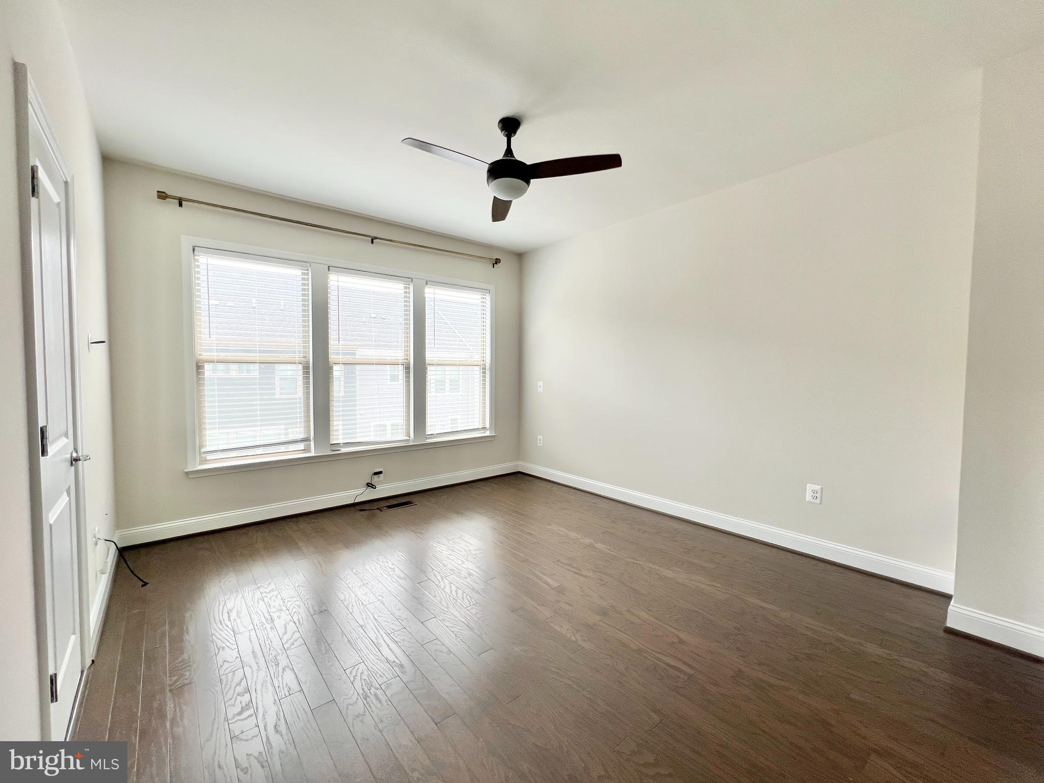 POTOMAC SHORES - Residential Lease