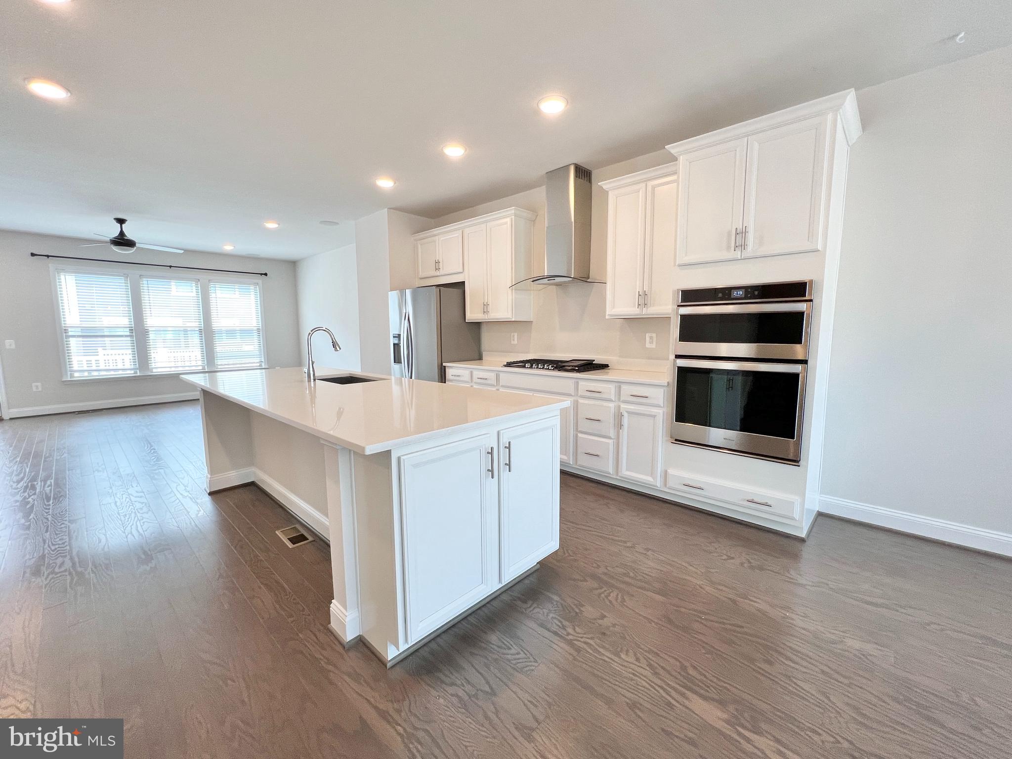 POTOMAC SHORES - Residential Lease