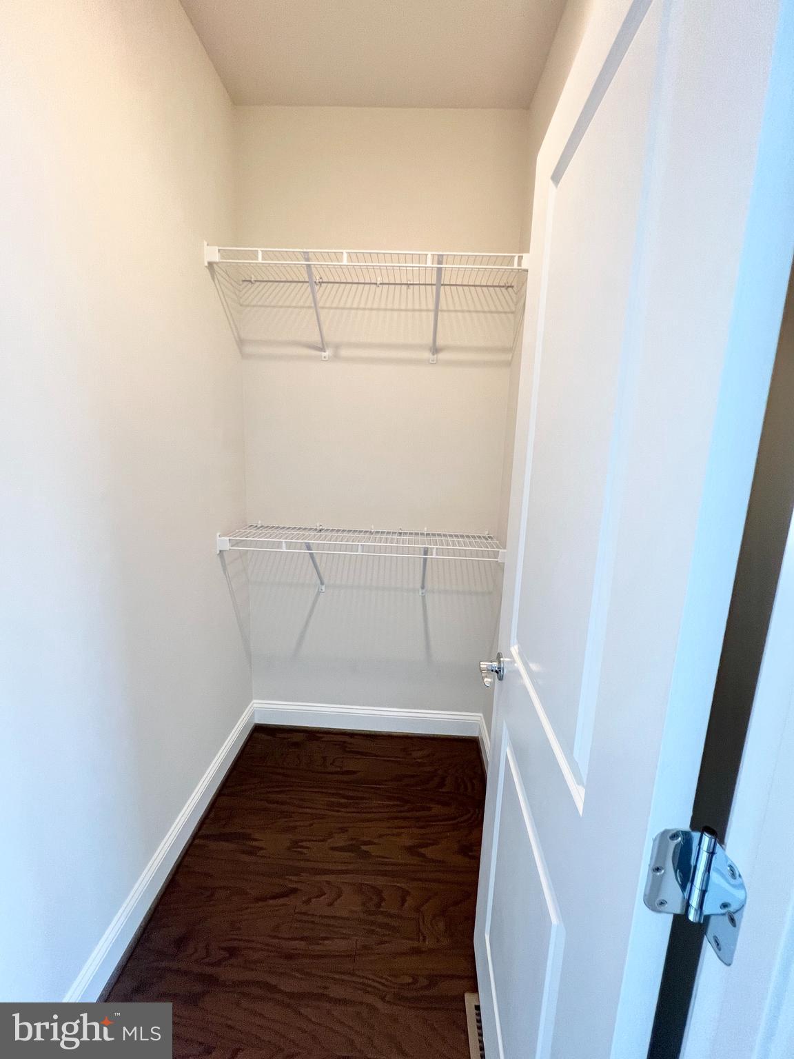 POTOMAC SHORES - Residential Lease