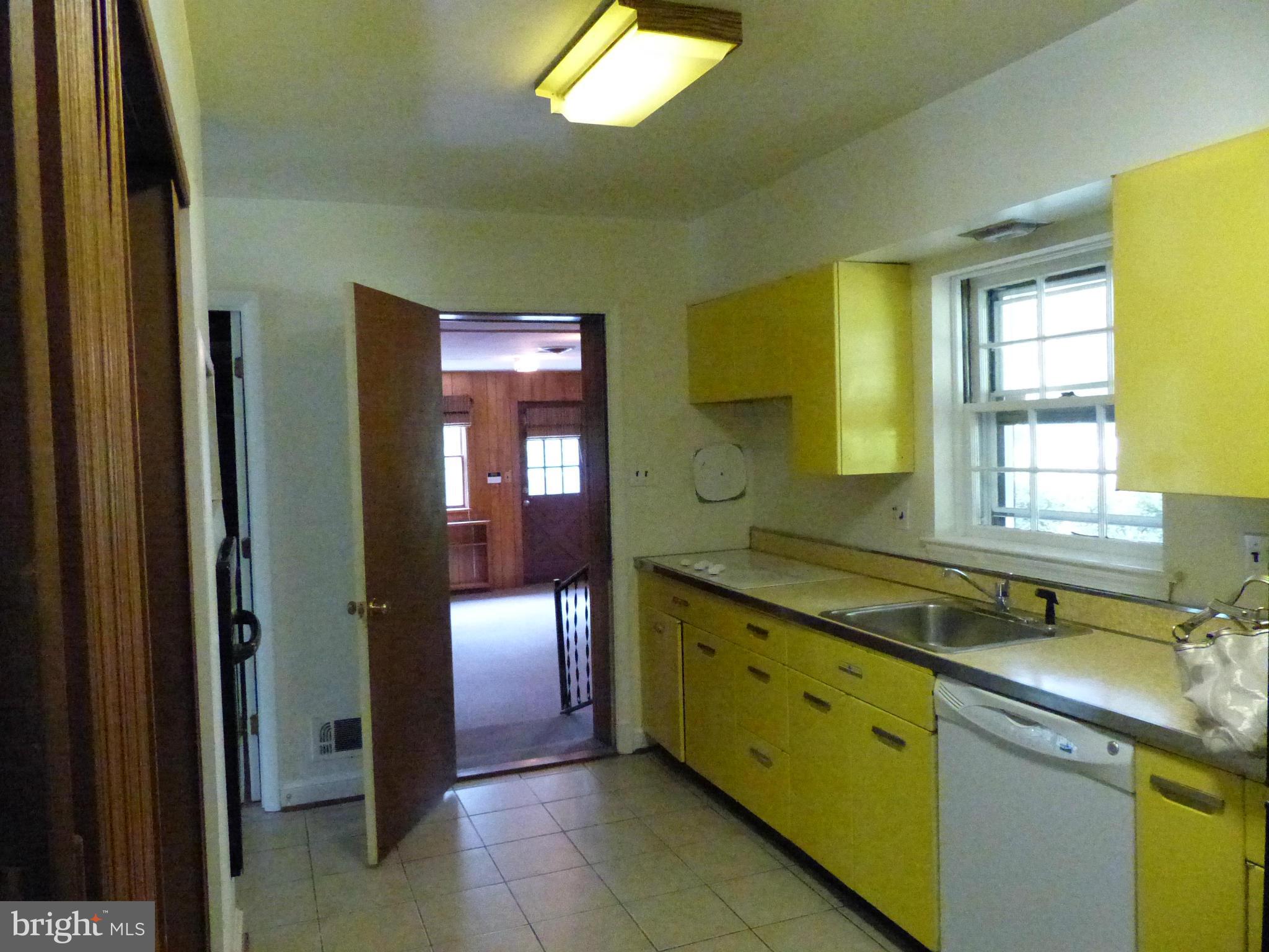 RIVER OAKS - Residential