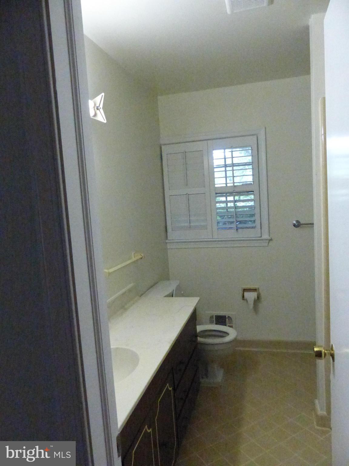 RIVER OAKS - Residential