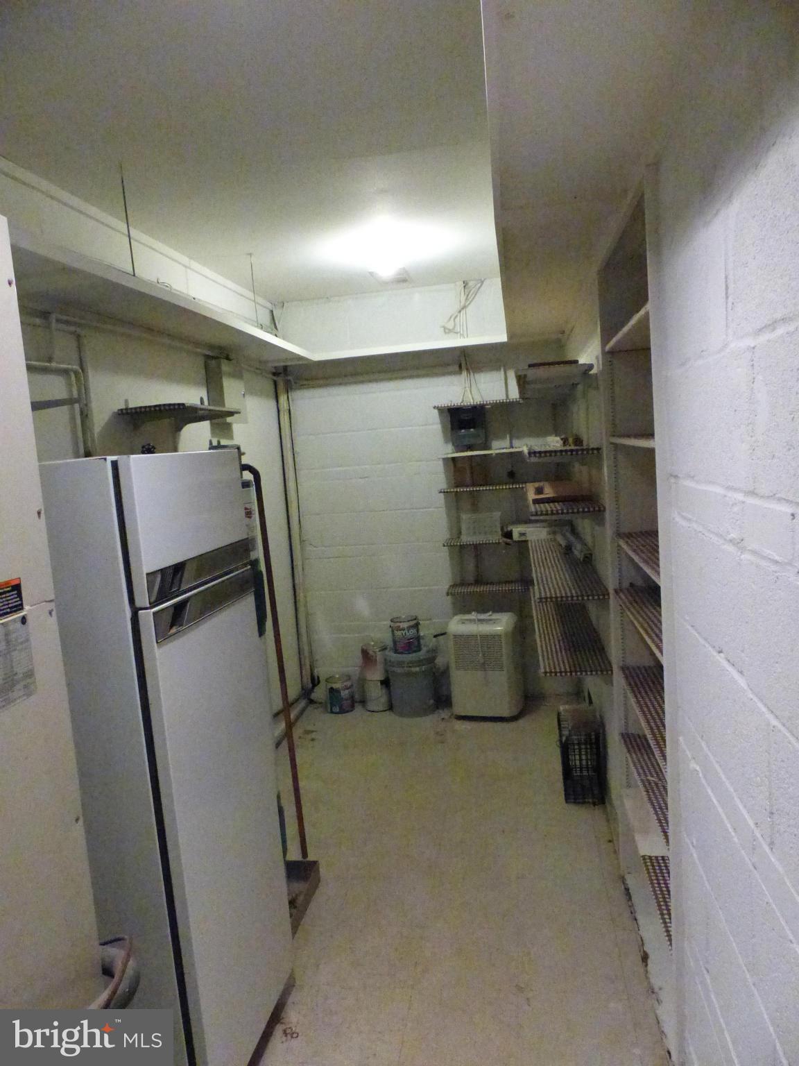 RIVER OAKS - Residential