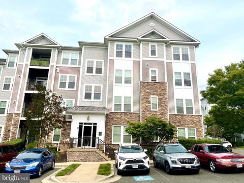 1311 KAREN BOULEVARD 208 CAPITOL HEIGHTS MD 20743