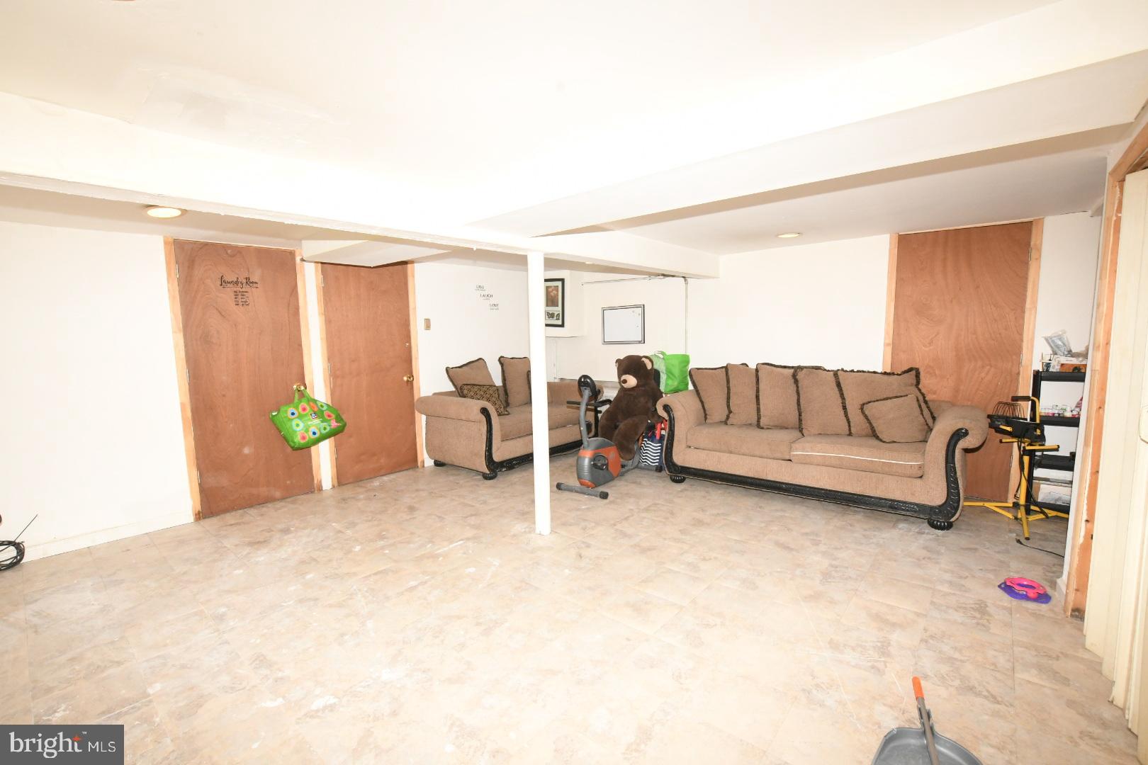 MORAVIA PARK - Residential