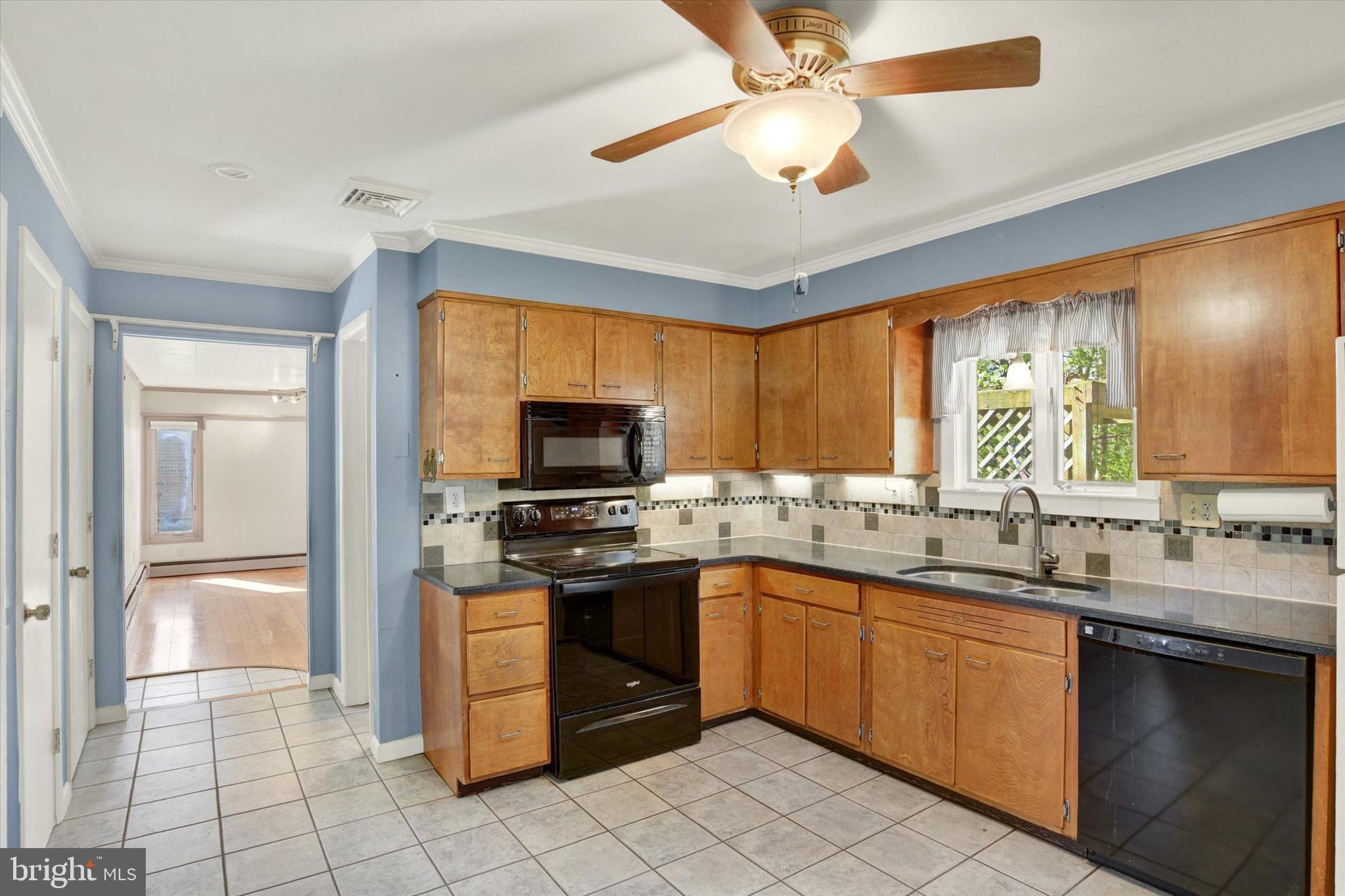 GREEN LANE FARMS - Residential