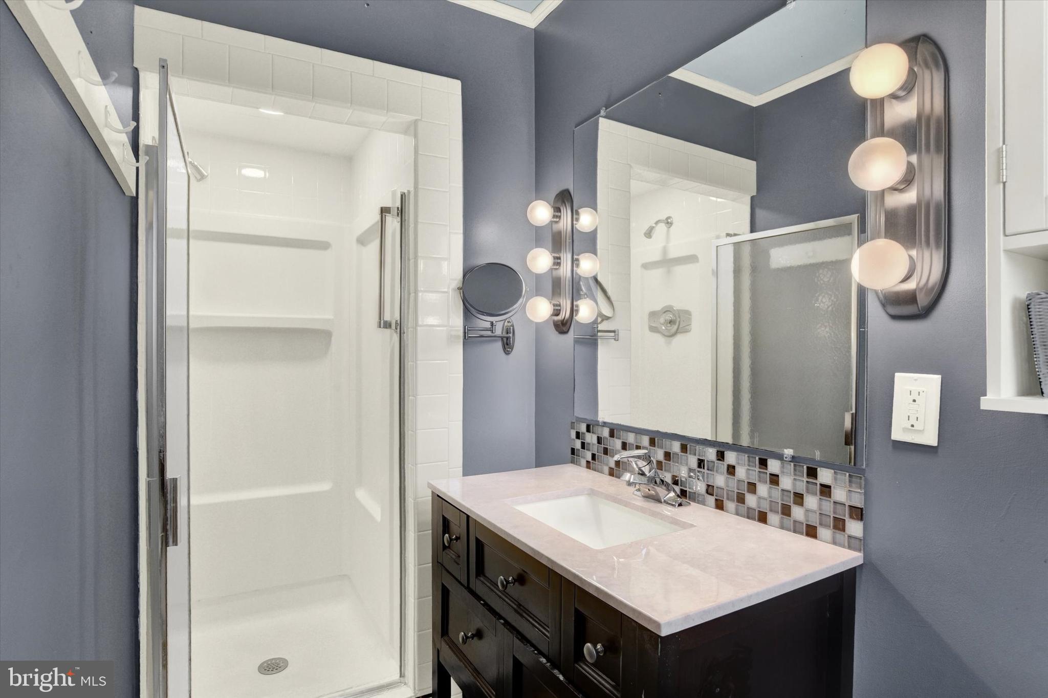 GREEN LANE FARMS - Residential