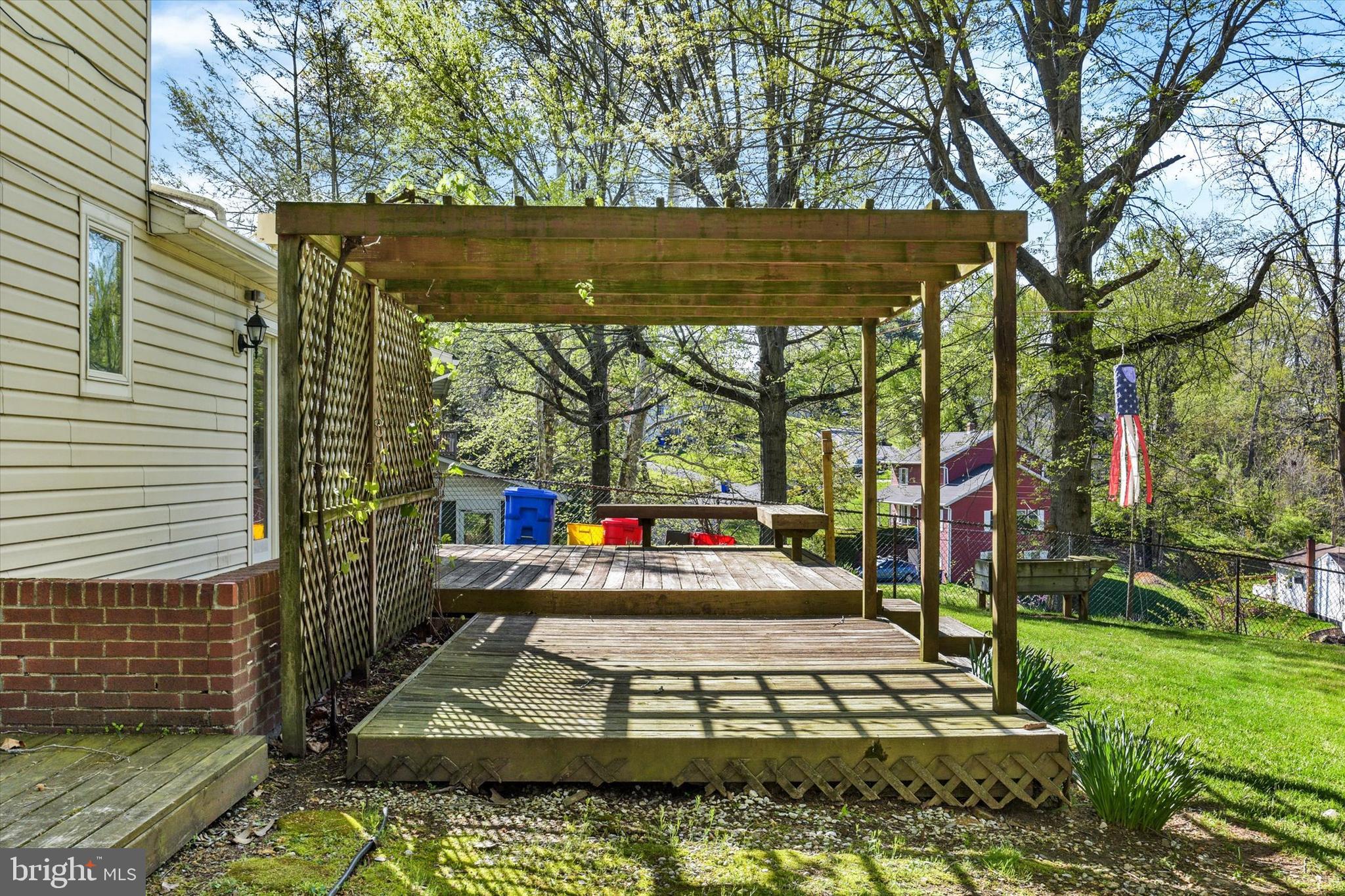 GREEN LANE FARMS - Residential