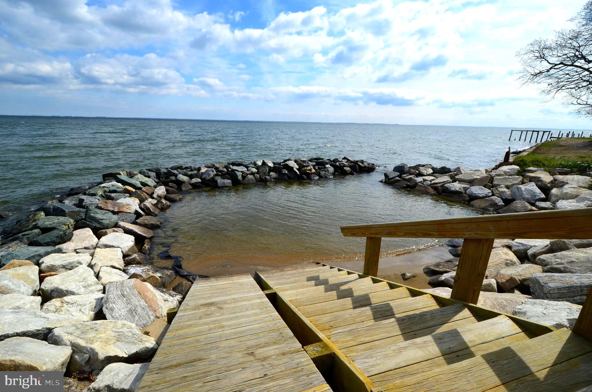 IDLEWILDE ON THE BAY - Residential