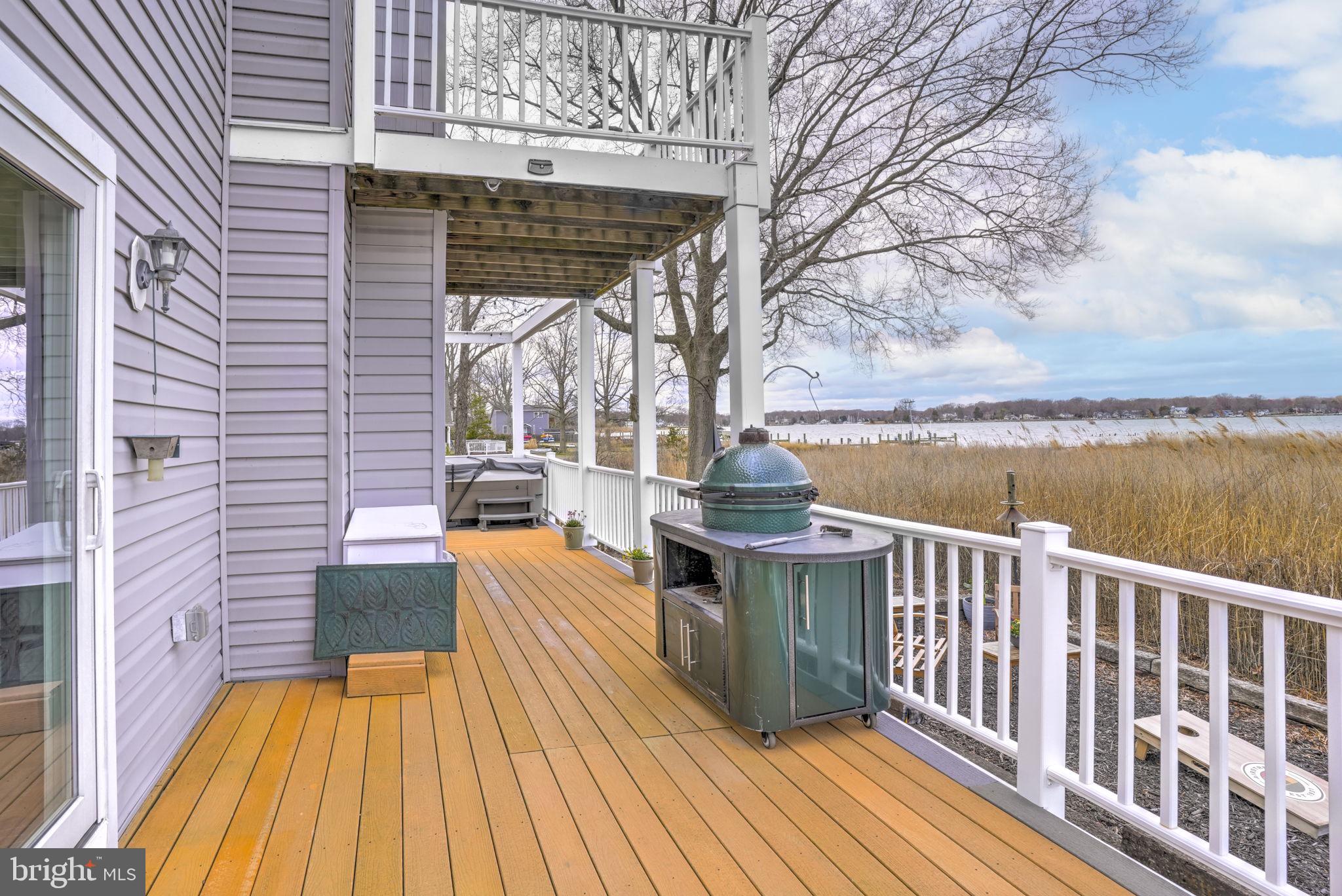 IDLEWILDE ON THE BAY - Residential