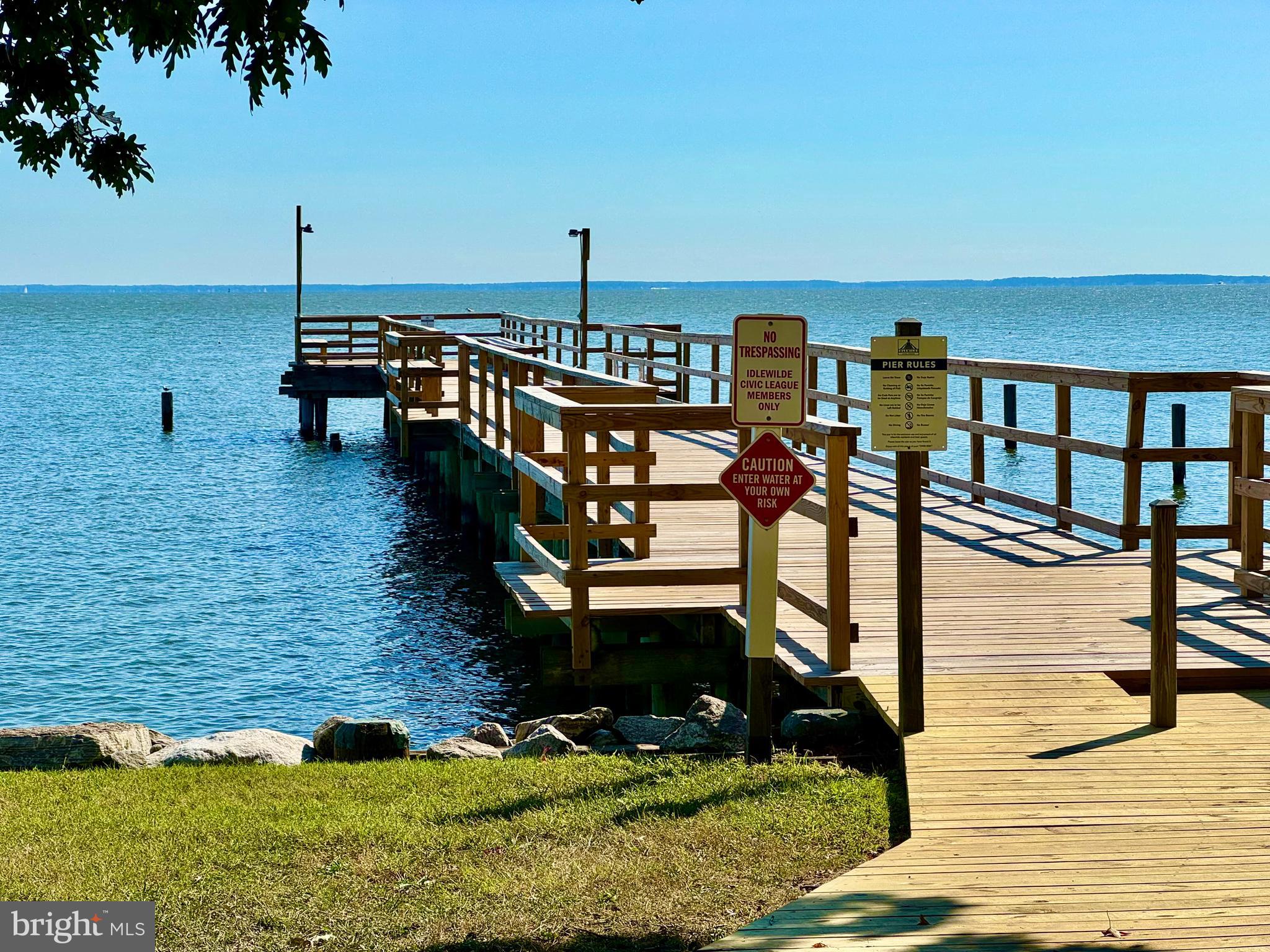 IDLEWILDE ON THE BAY - Residential