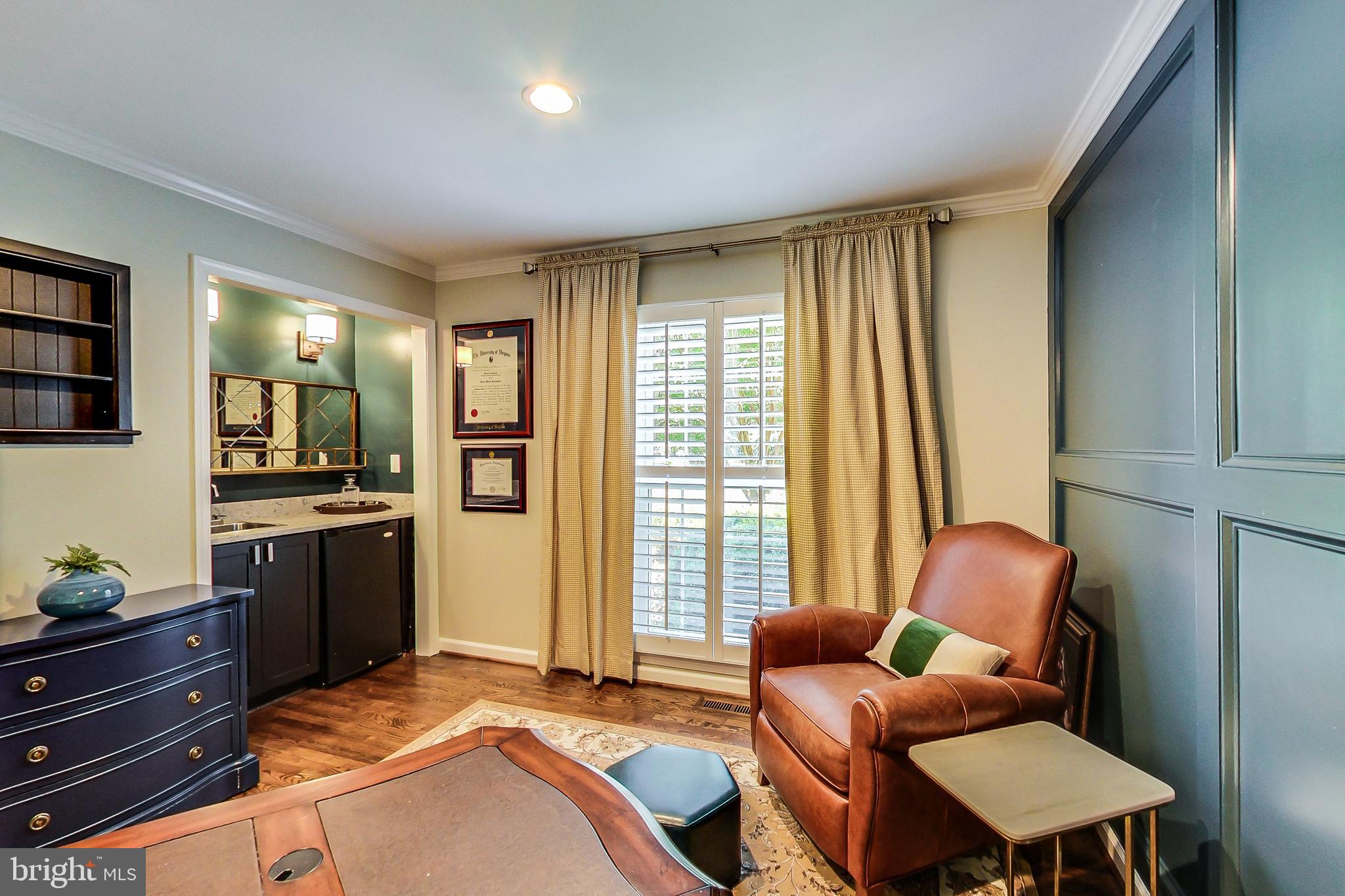 EAST GATE OF POTOMAC - Residential