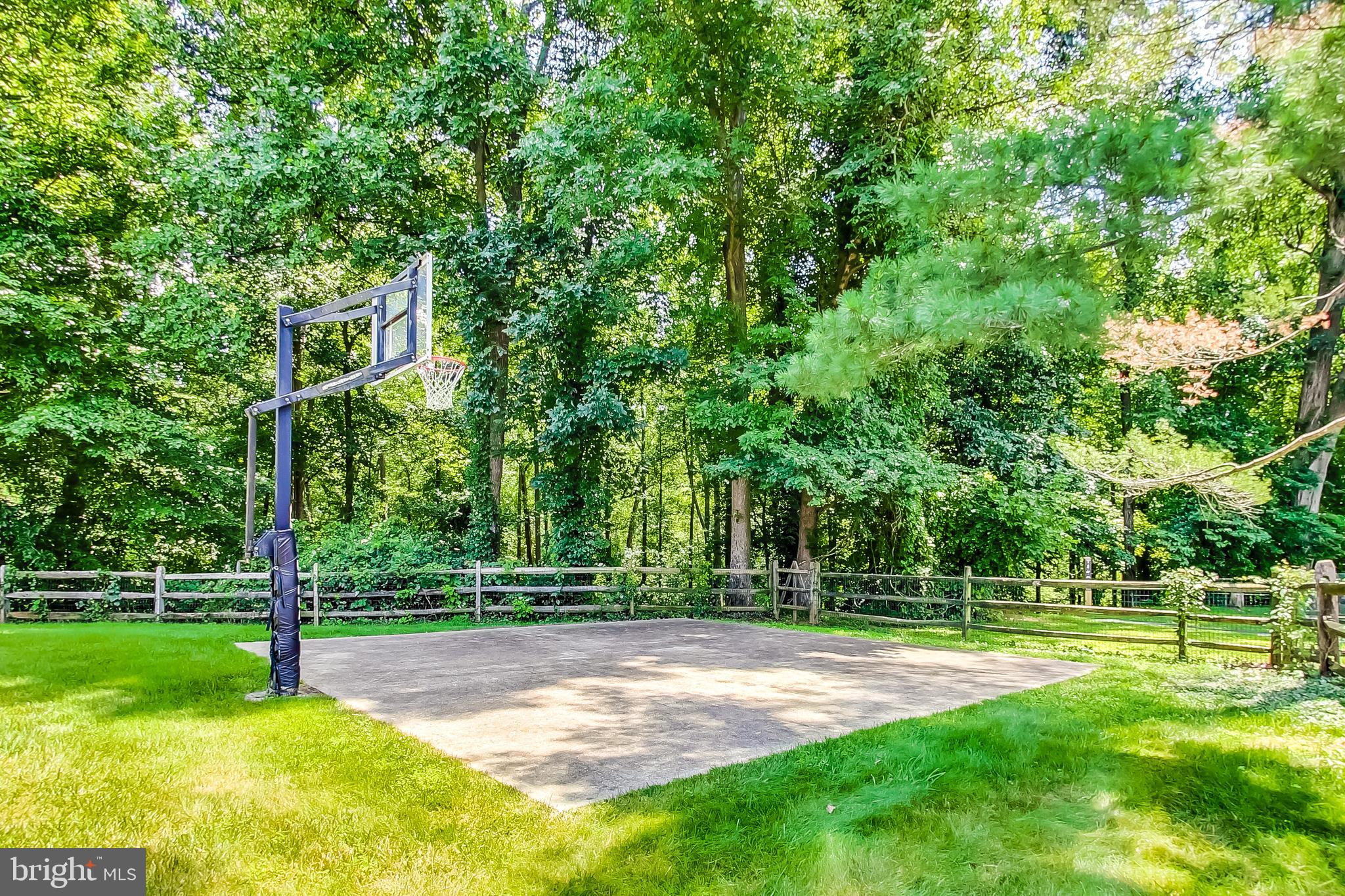EAST GATE OF POTOMAC - Residential