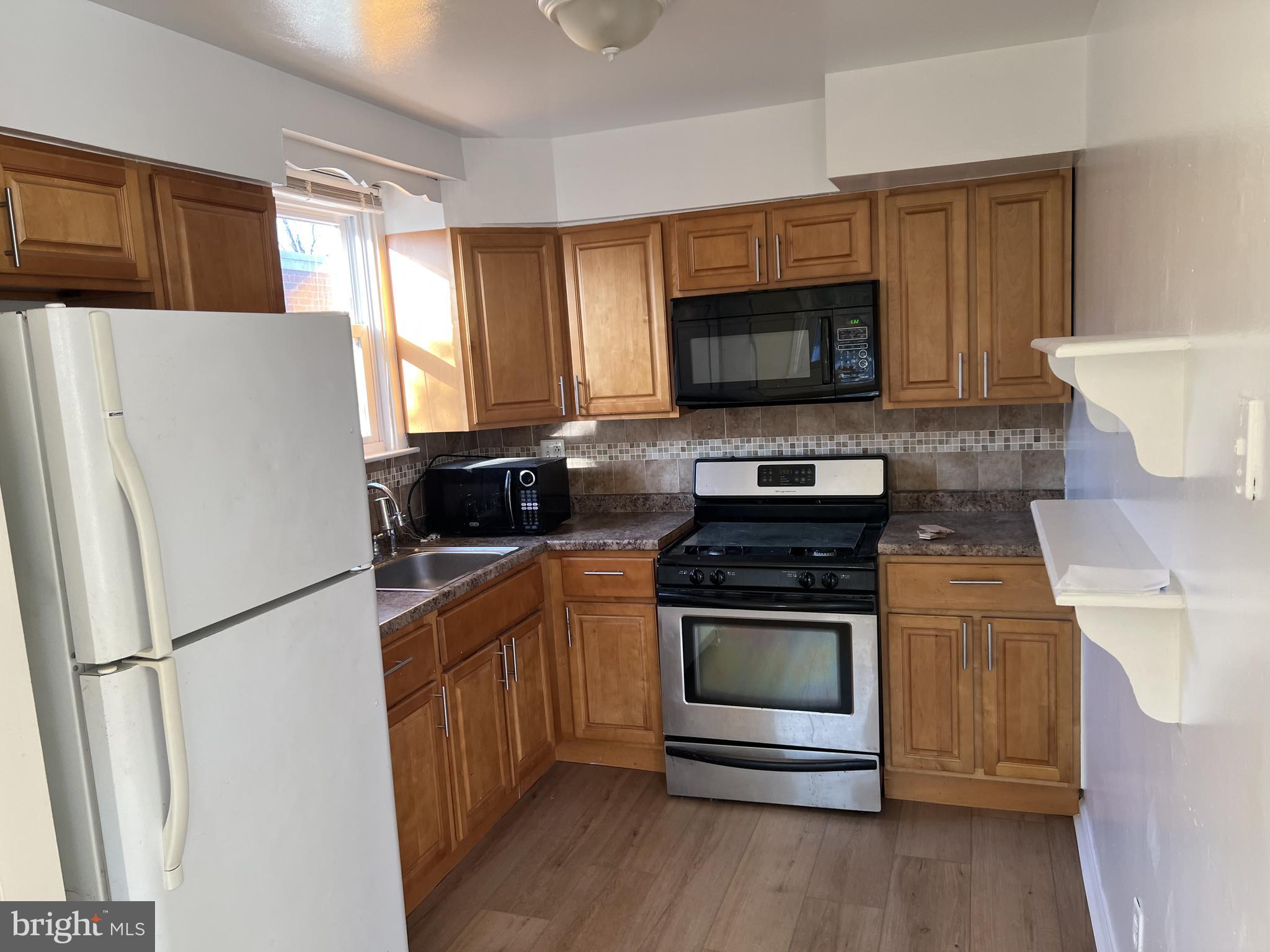 205 E ERICA PLACE