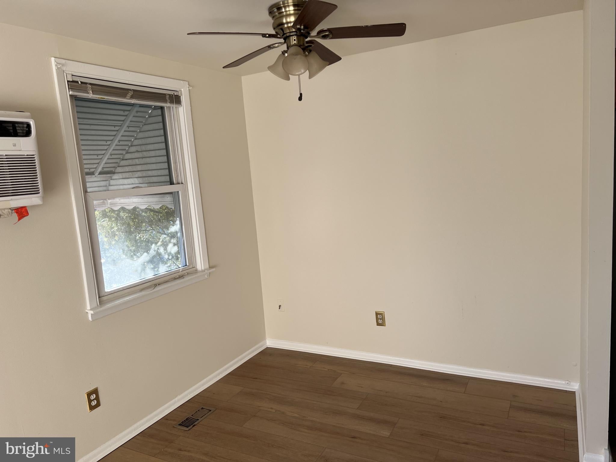 205 E ERICA PLACE
