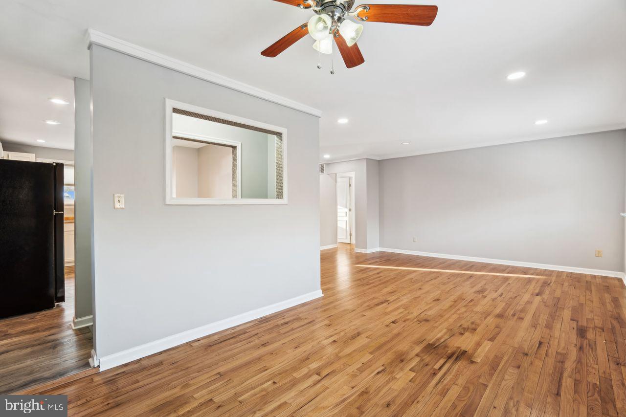 THE HIGHLANDS - Residential