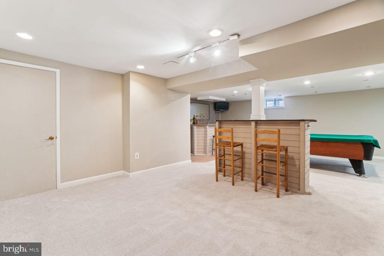 THE HIGHLANDS - Residential