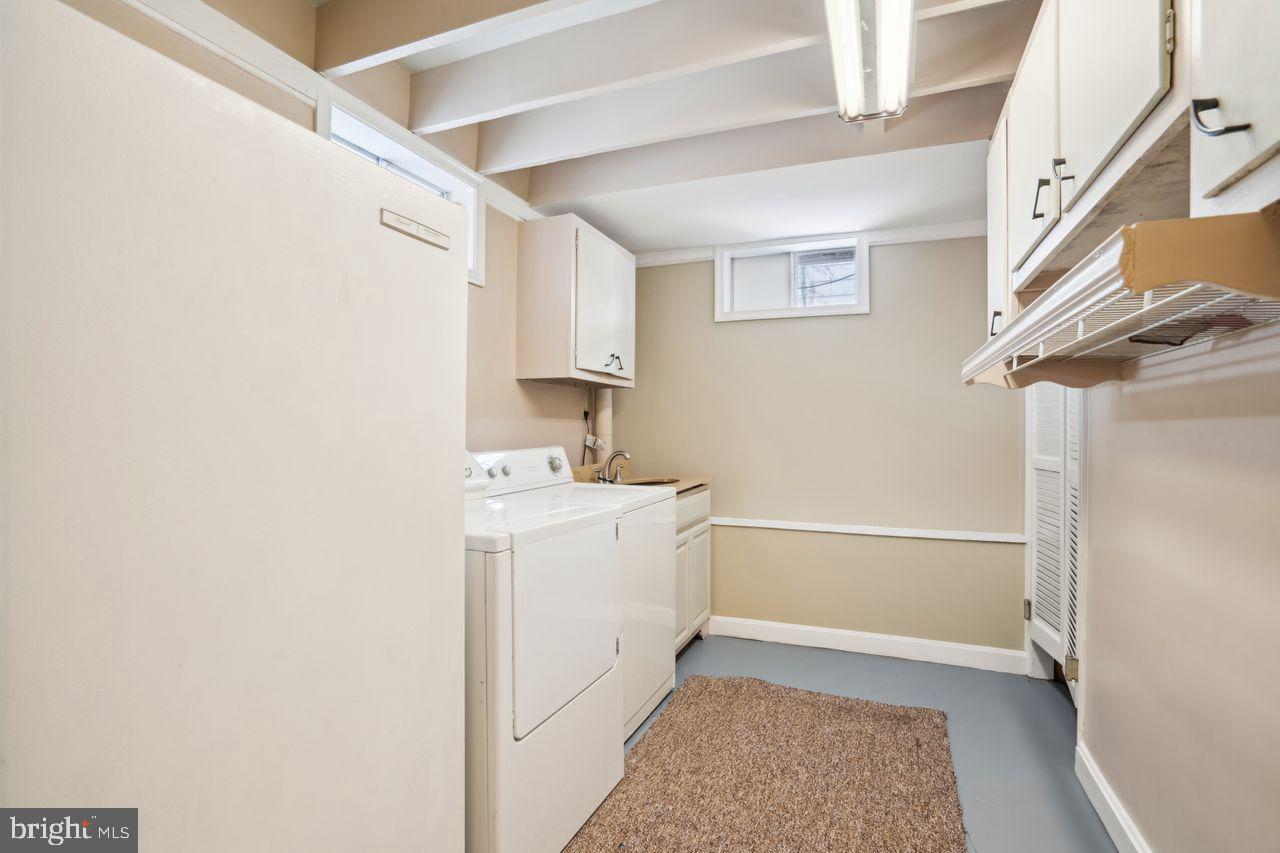 THE HIGHLANDS - Residential