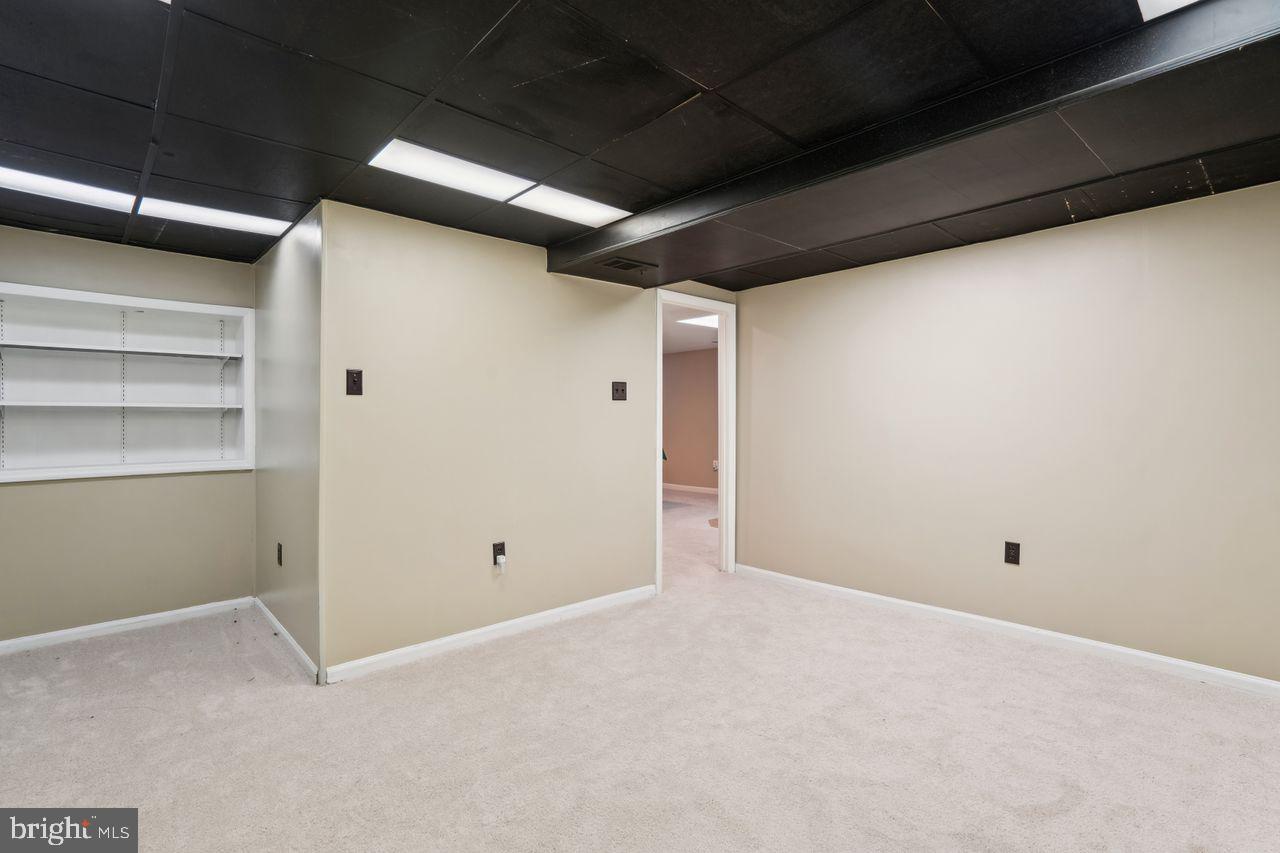 THE HIGHLANDS - Residential