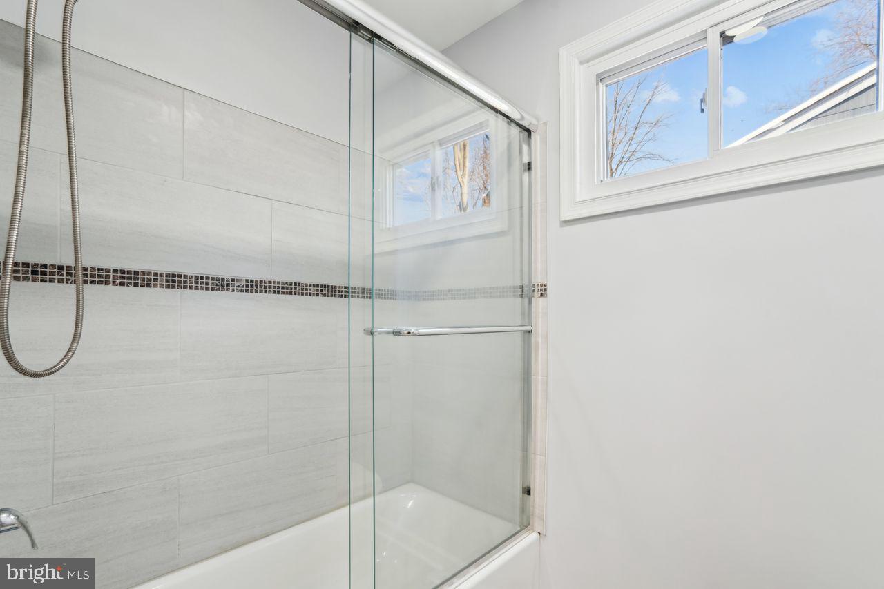 THE HIGHLANDS - Residential