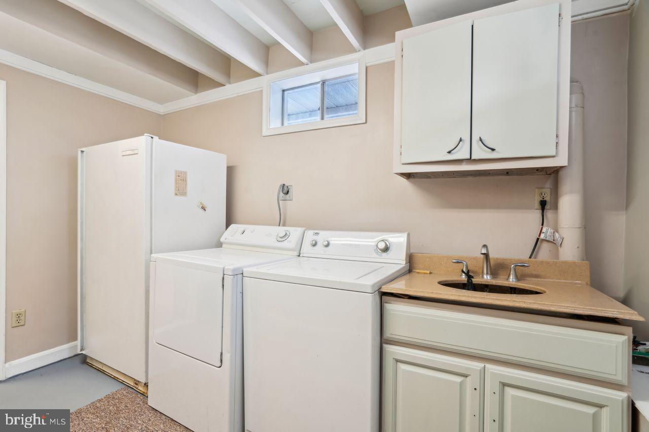 THE HIGHLANDS - Residential