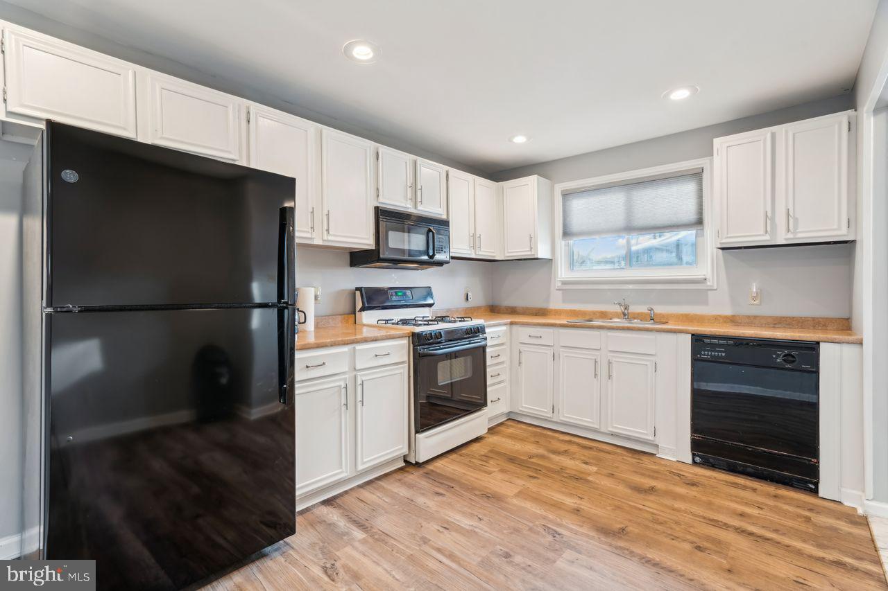 THE HIGHLANDS - Residential