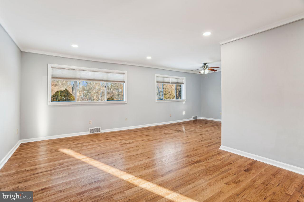 THE HIGHLANDS - Residential