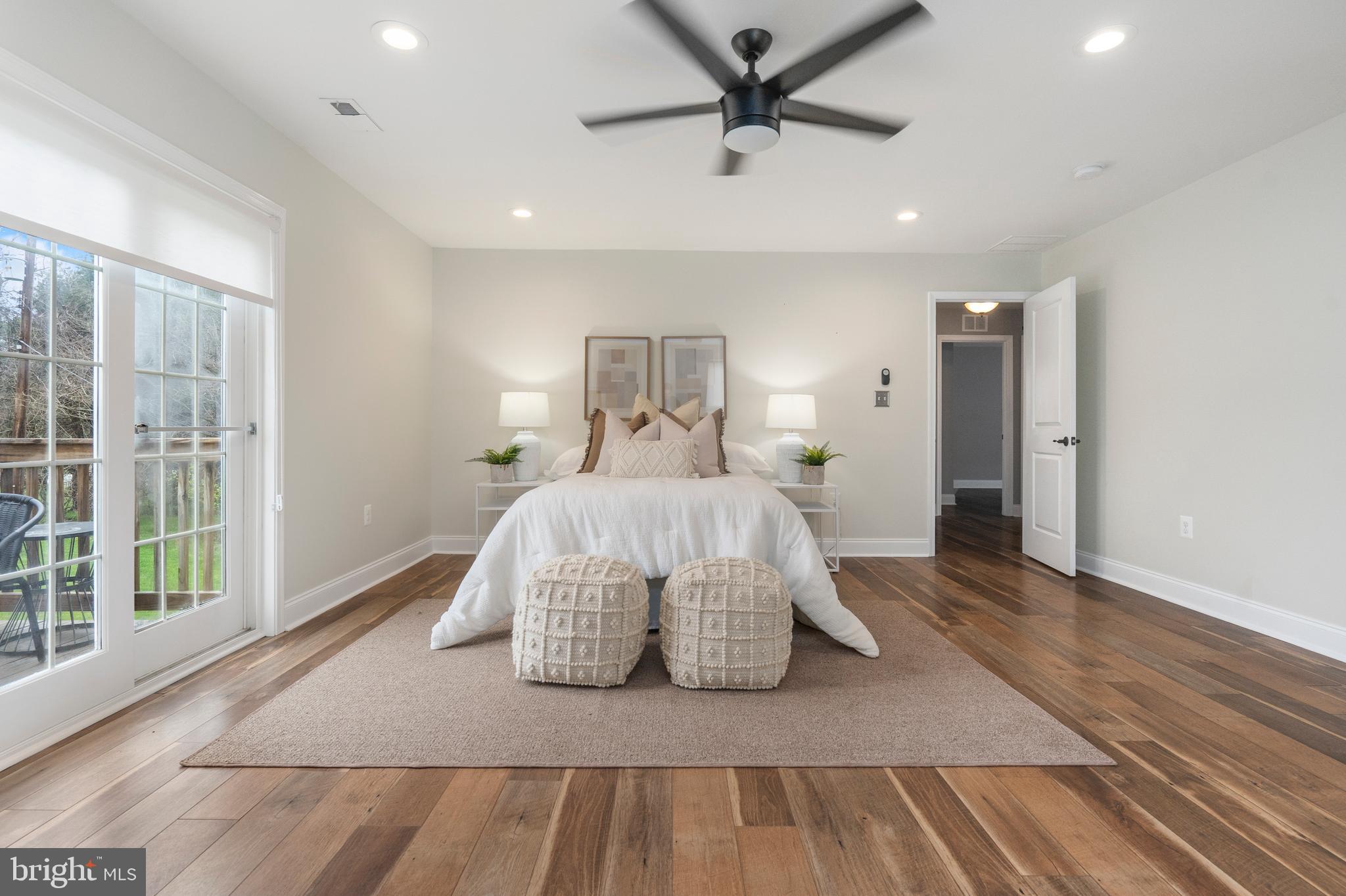 PERRY HALL - Residential