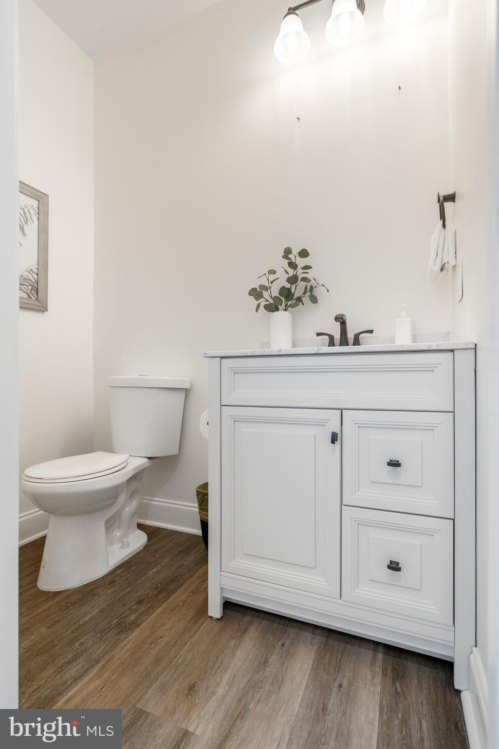 PERRY HALL - Residential