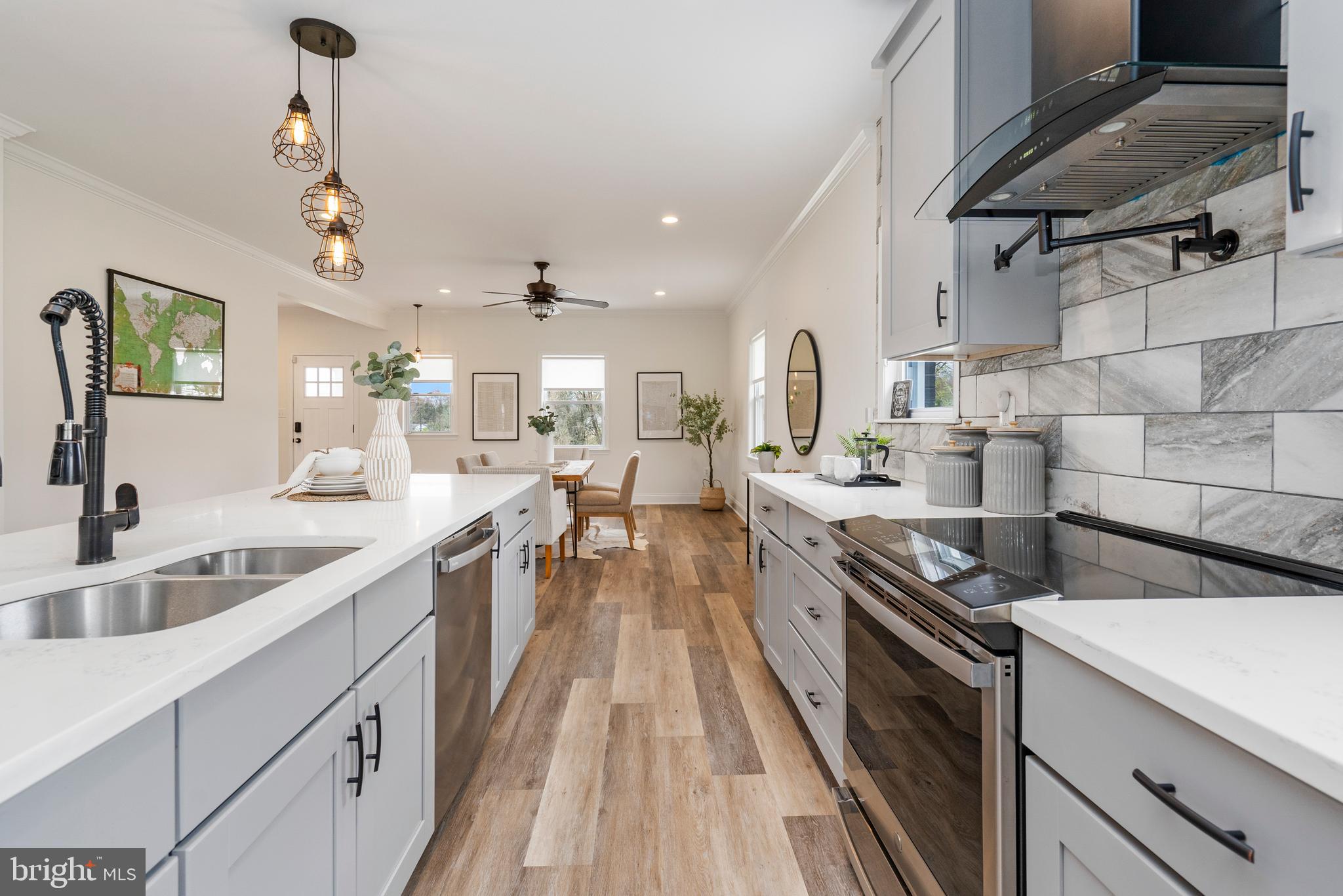 PERRY HALL - Residential