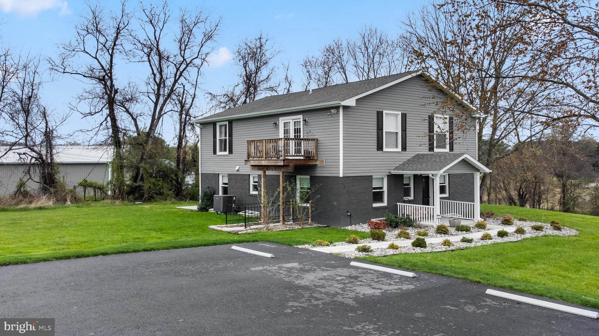 PERRY HALL - Residential