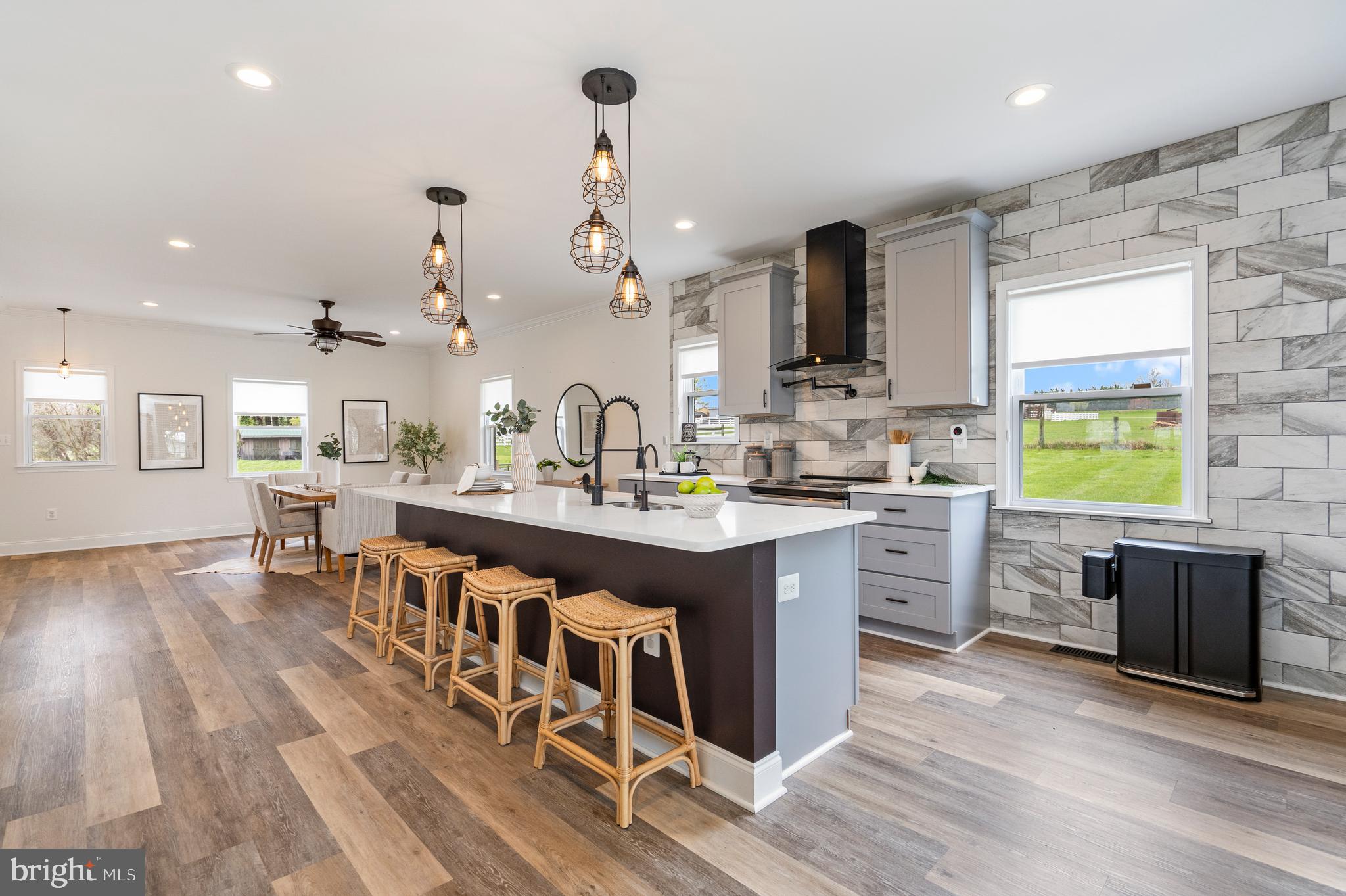 PERRY HALL - Residential