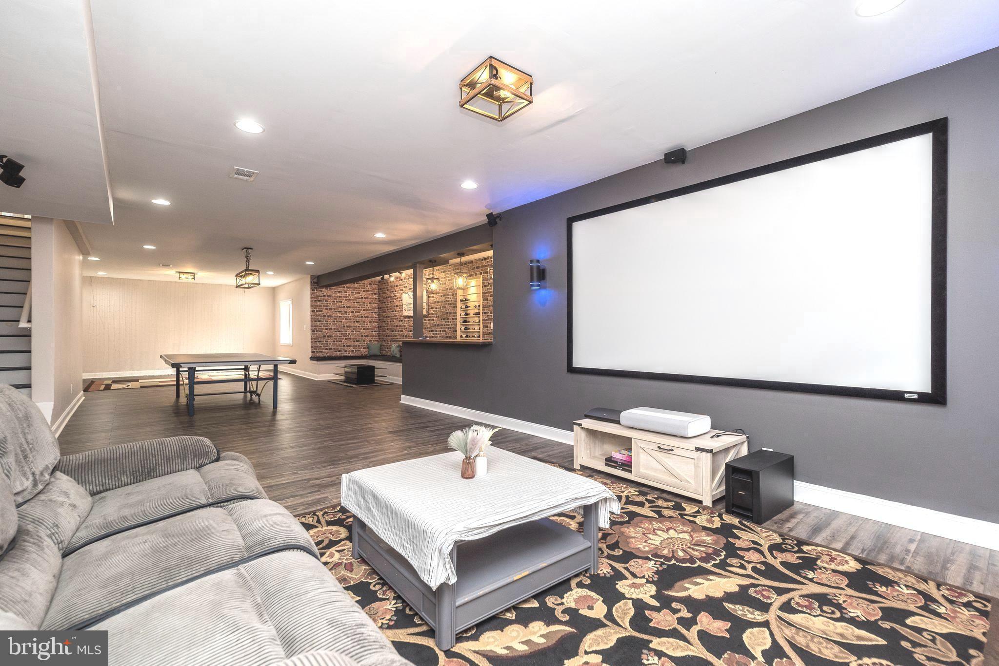 MAPLE BROOK ESTATES - Residential