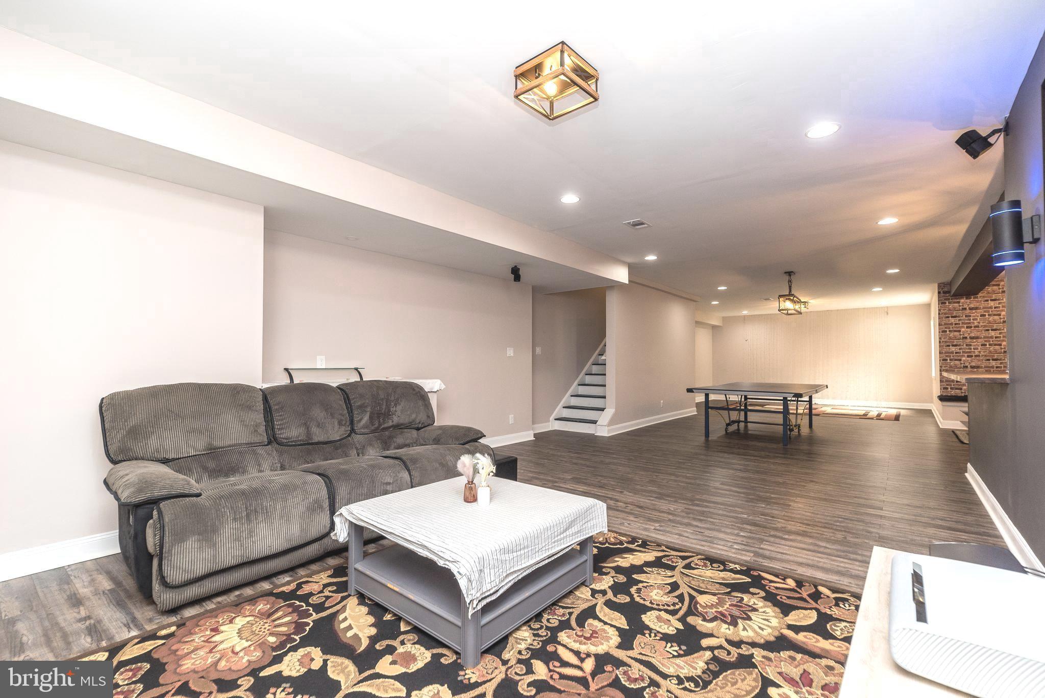 MAPLE BROOK ESTATES - Residential