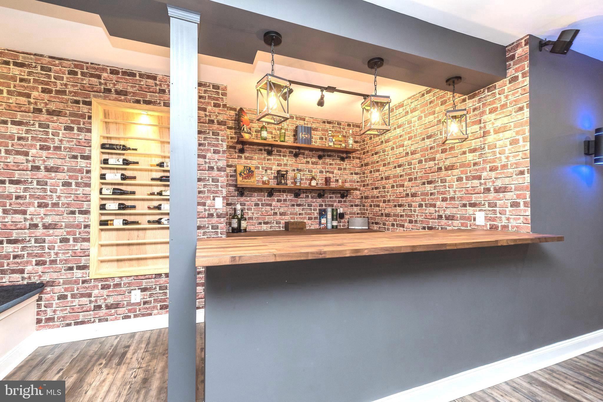 MAPLE BROOK ESTATES - Residential