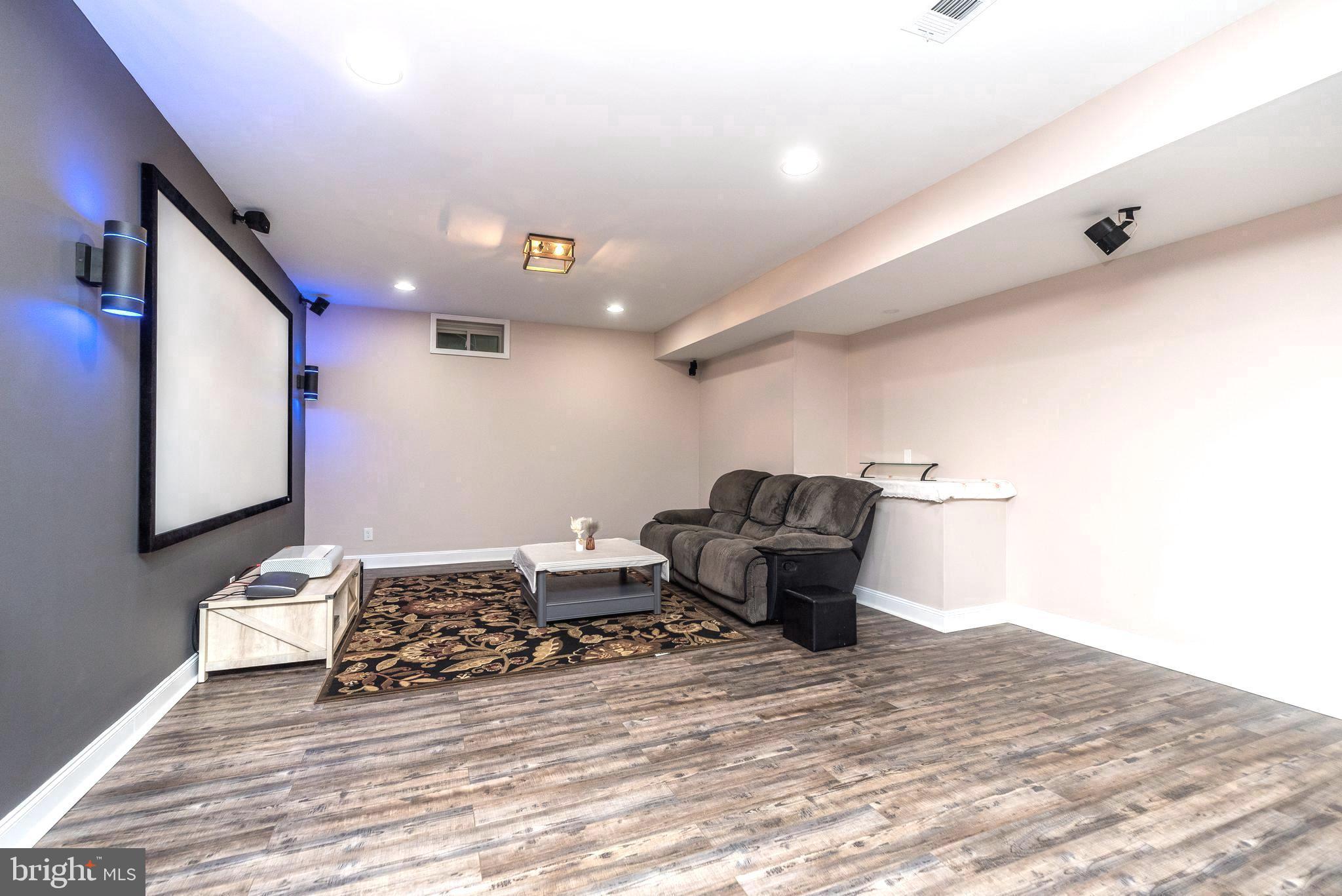 MAPLE BROOK ESTATES - Residential